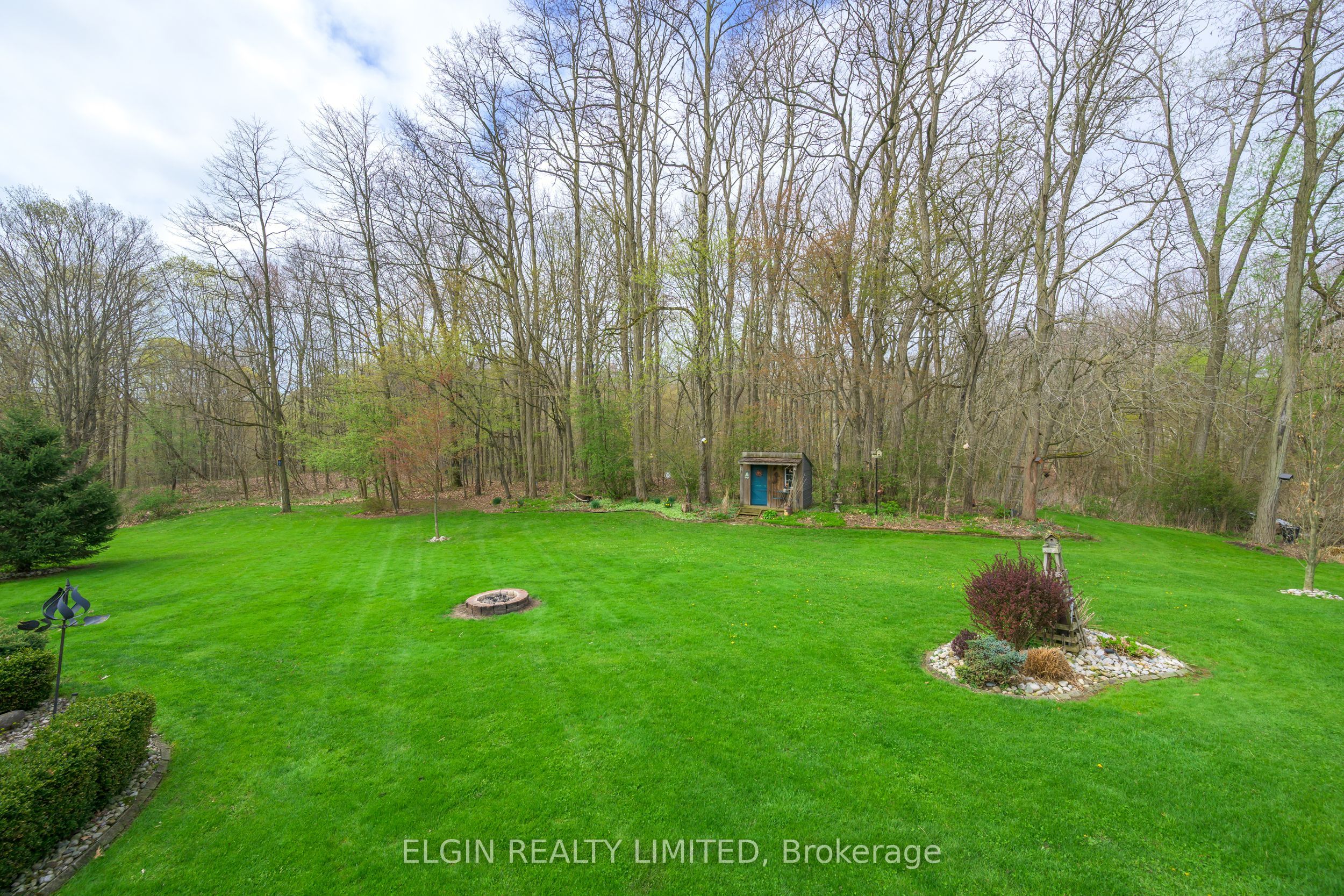 42371 Dexter Line Property Photo 45