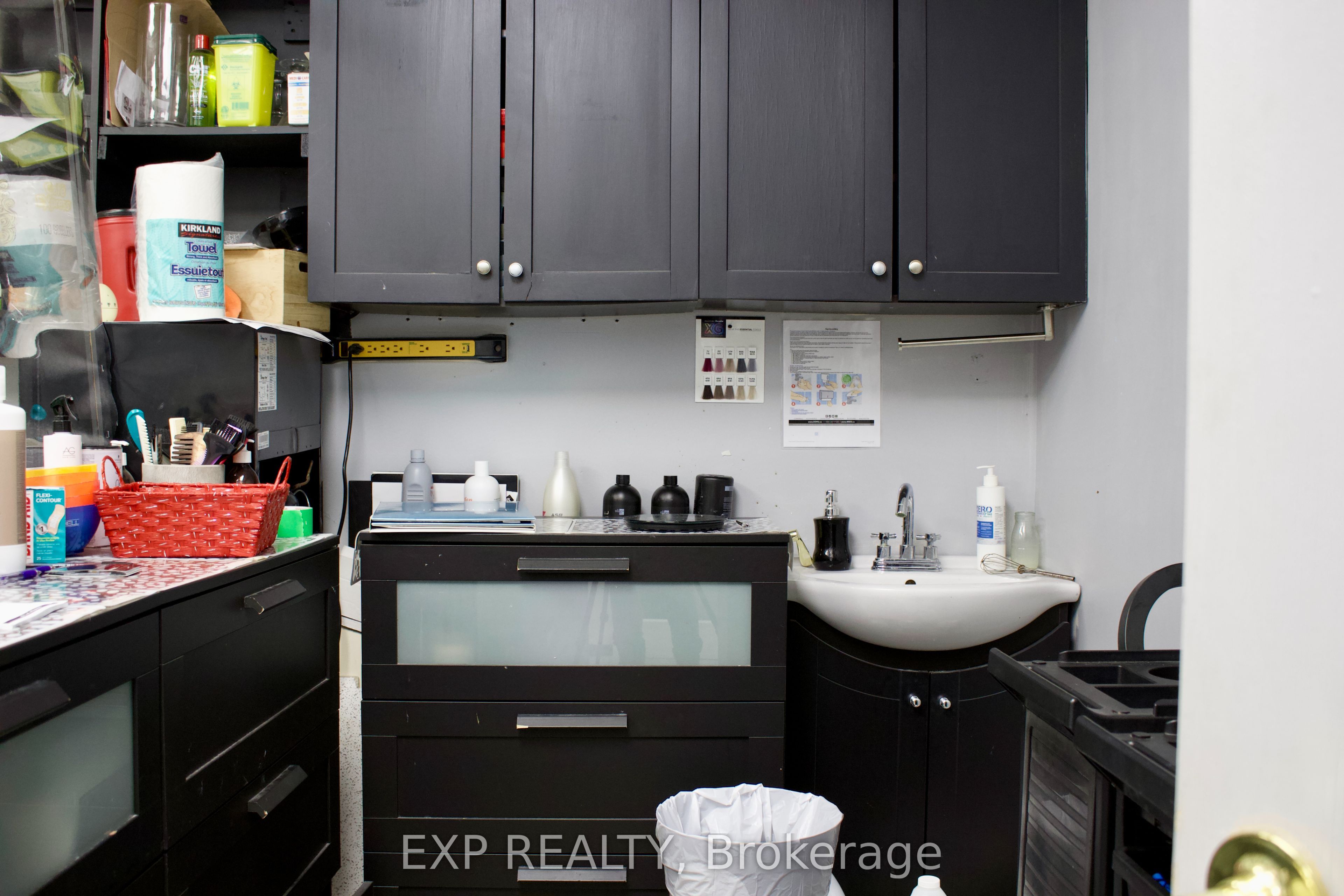 #3 - 224 Glenridge Avenue Property Photo 9