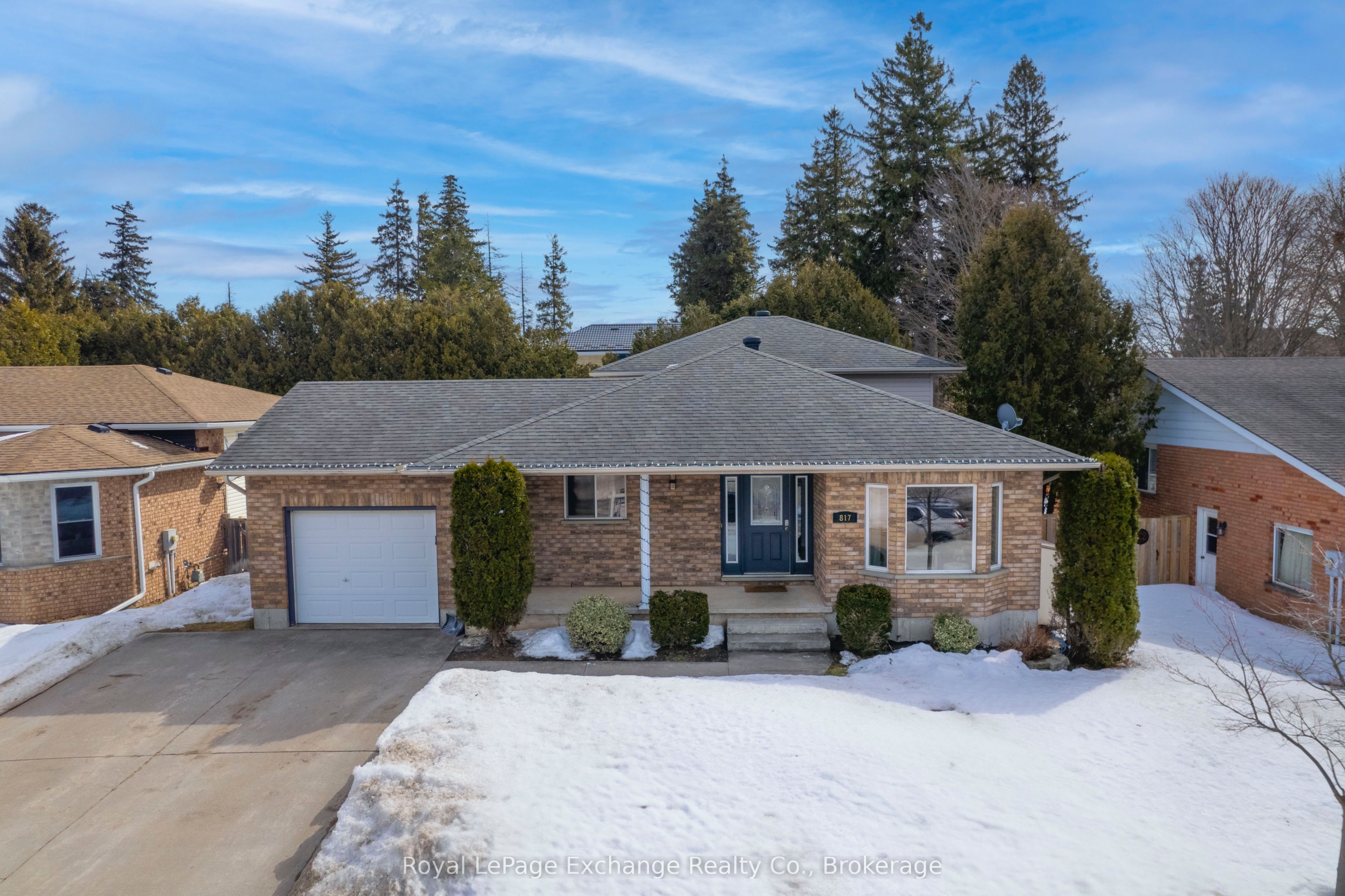 817 Waterloo Street Property Photo