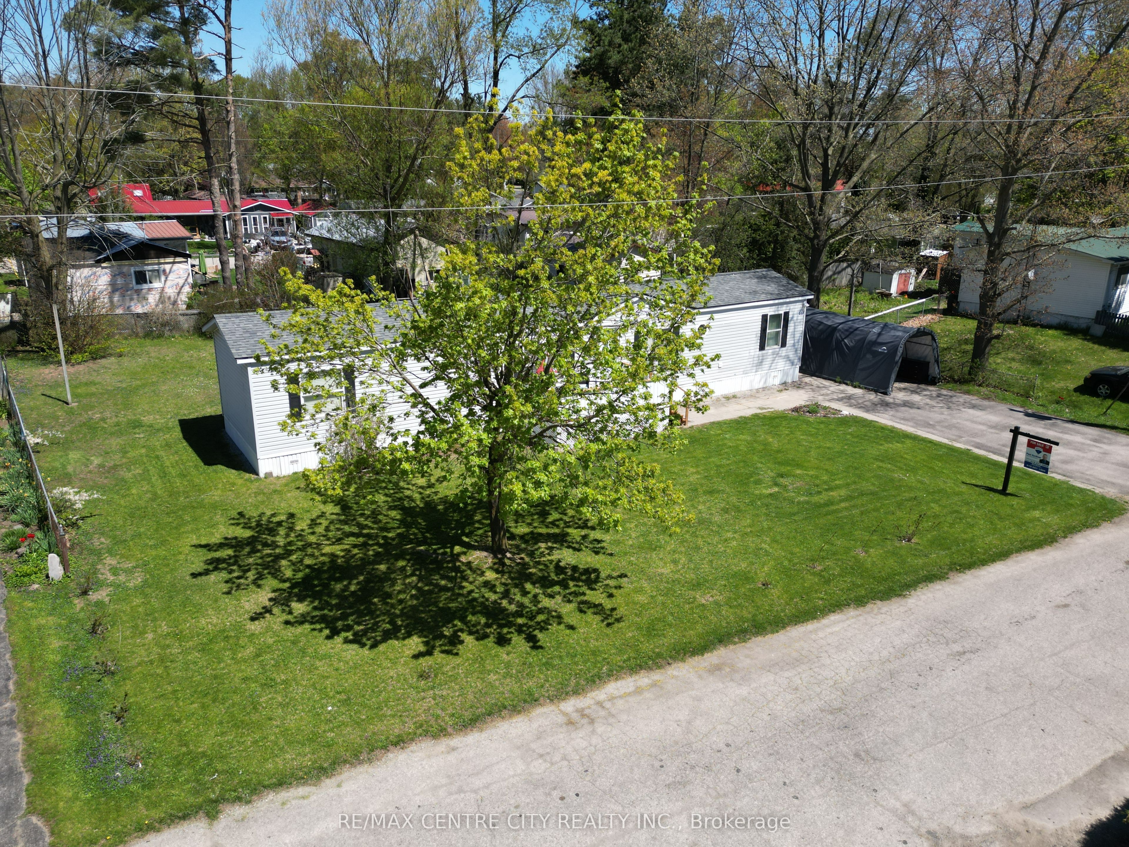 #64 - 746112 Township Road 4 Road Property Photo 2