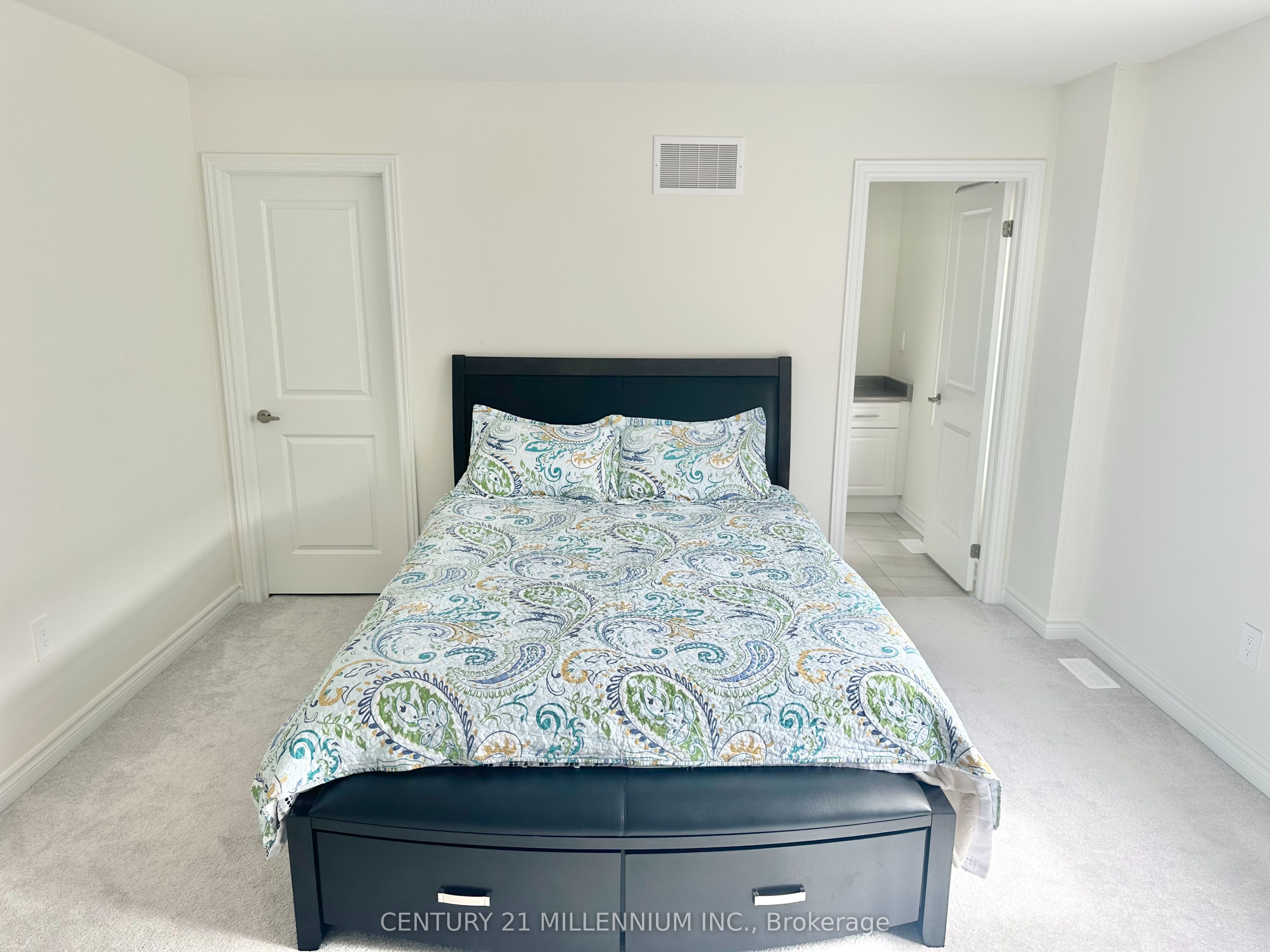 25 Harwood Street Property Photo 22