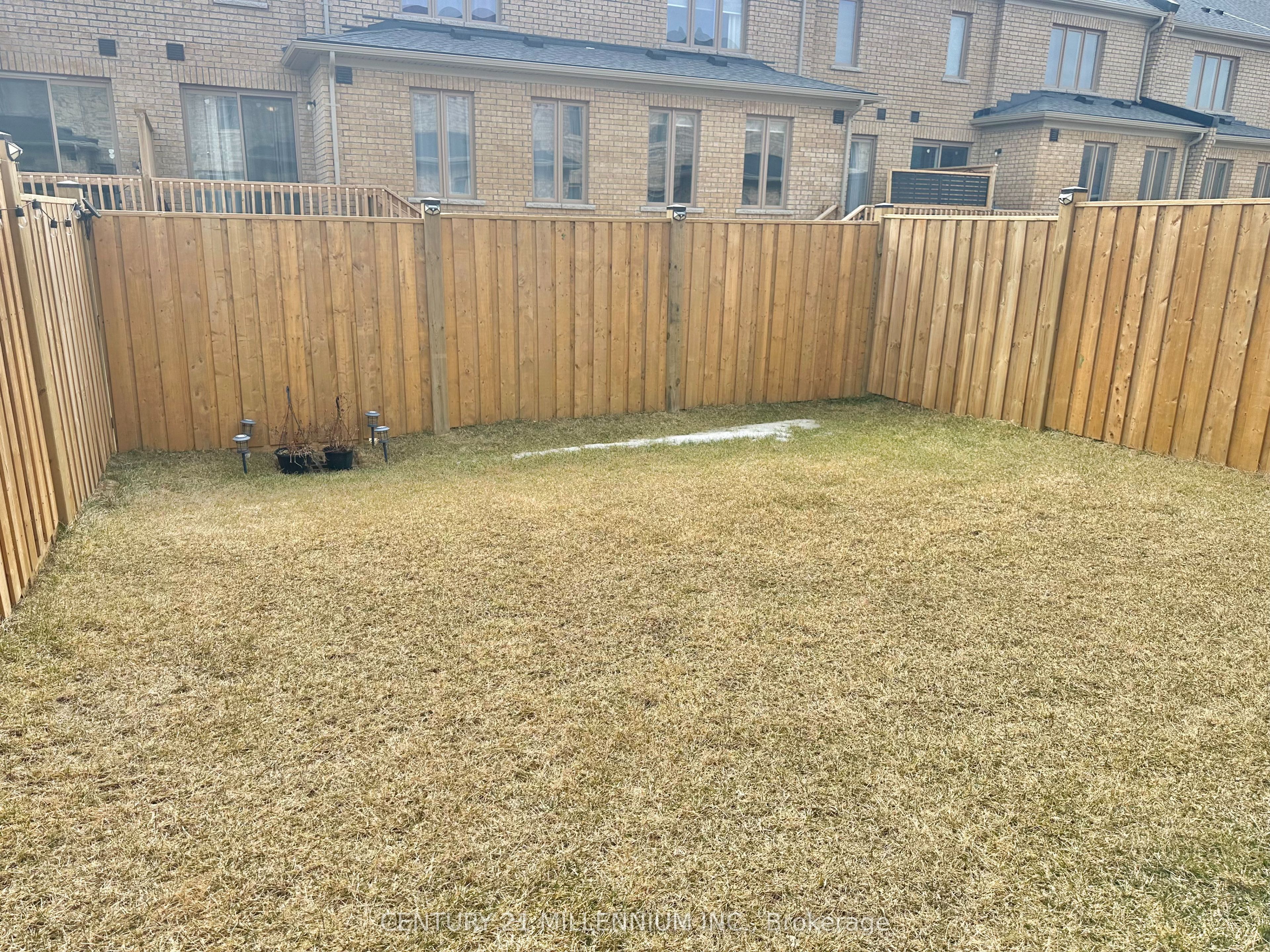25 Harwood Street Property Photo 38