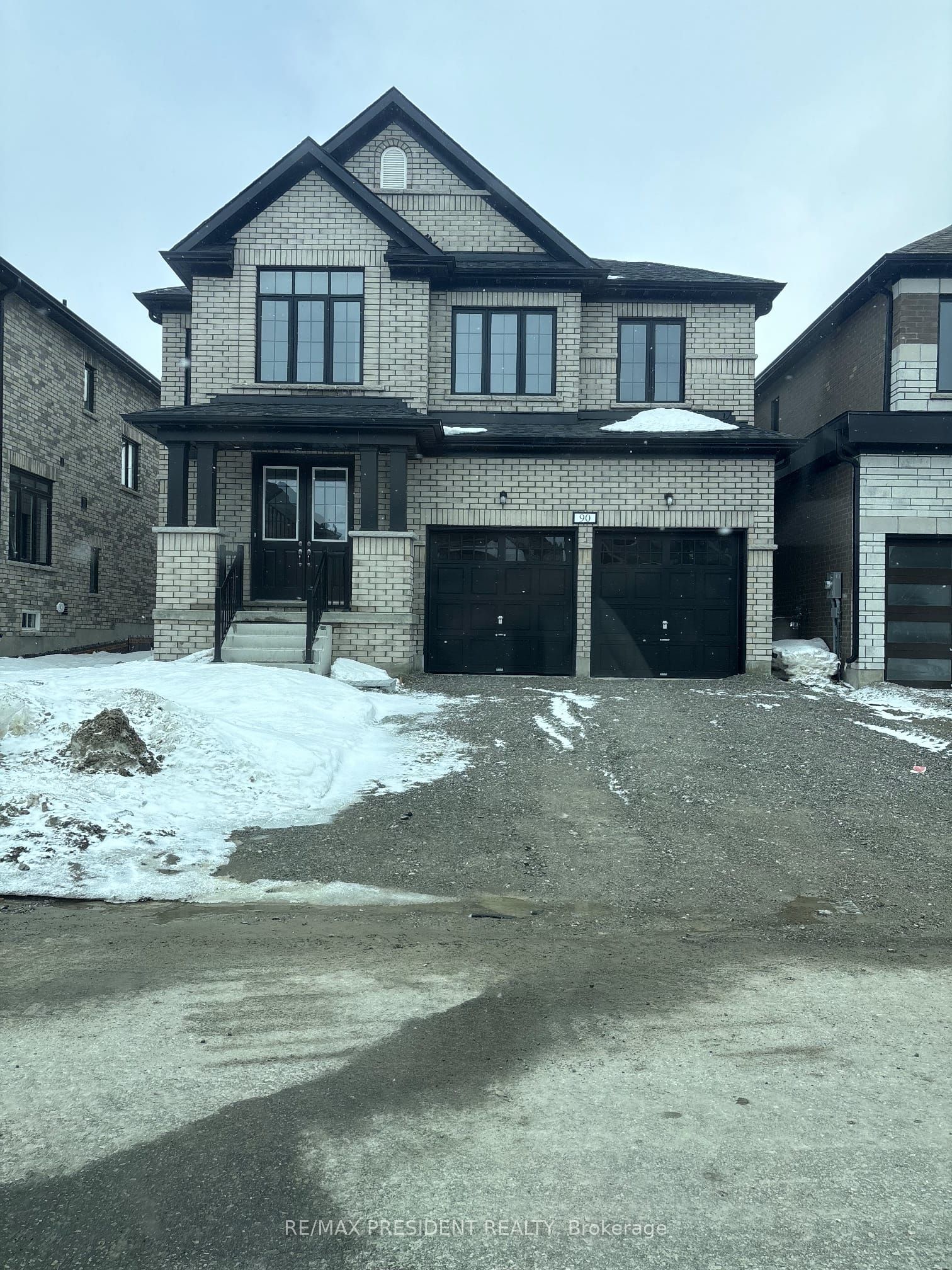 90 Butler Blvd Property Photo