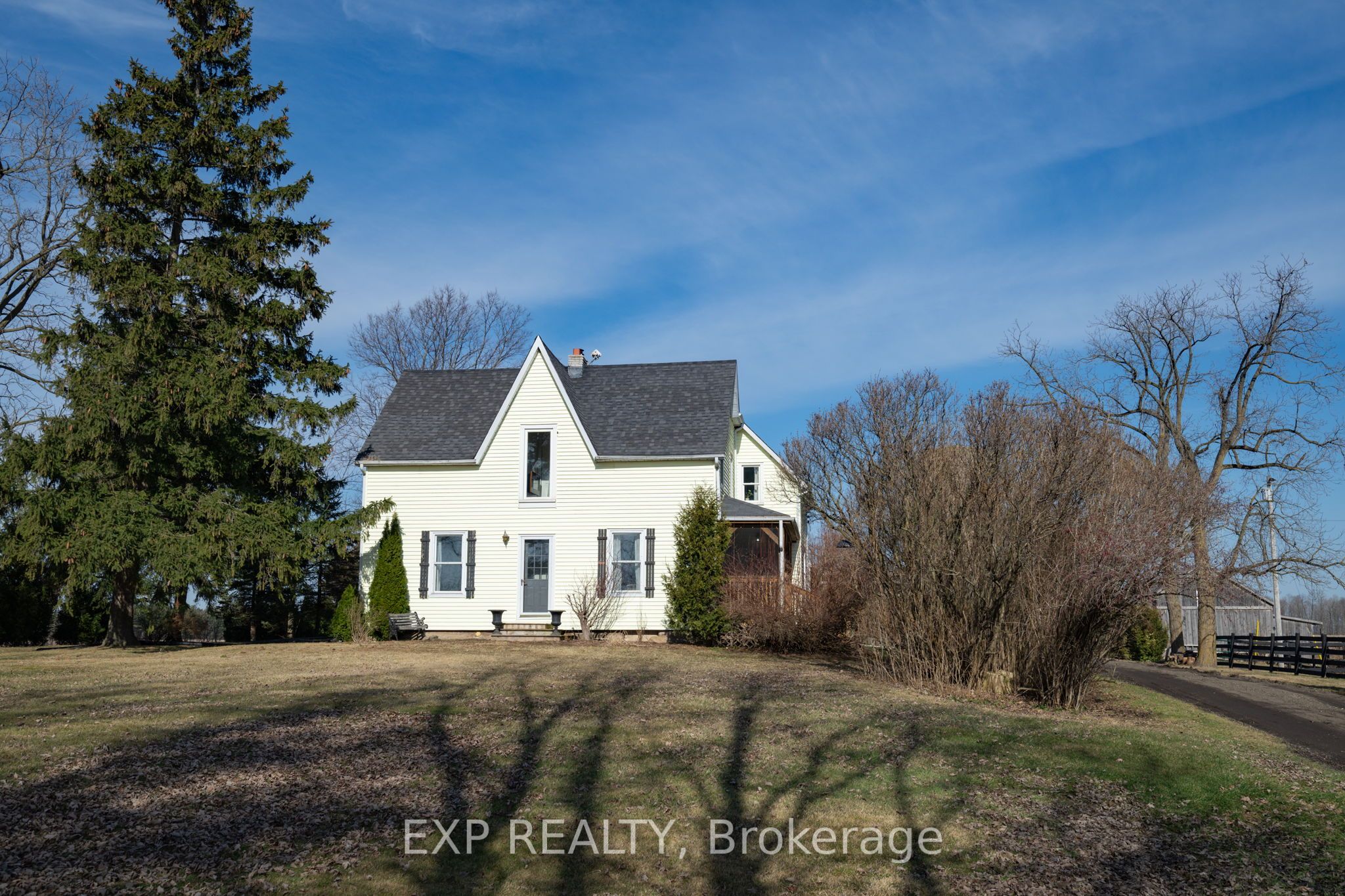 5024 Longwoods Road Property Photo
