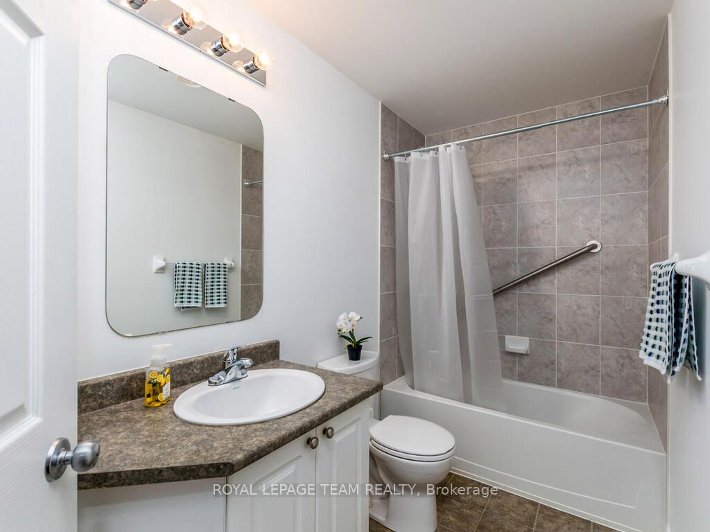 1113 Stittsville Main Street B Property Photo 20