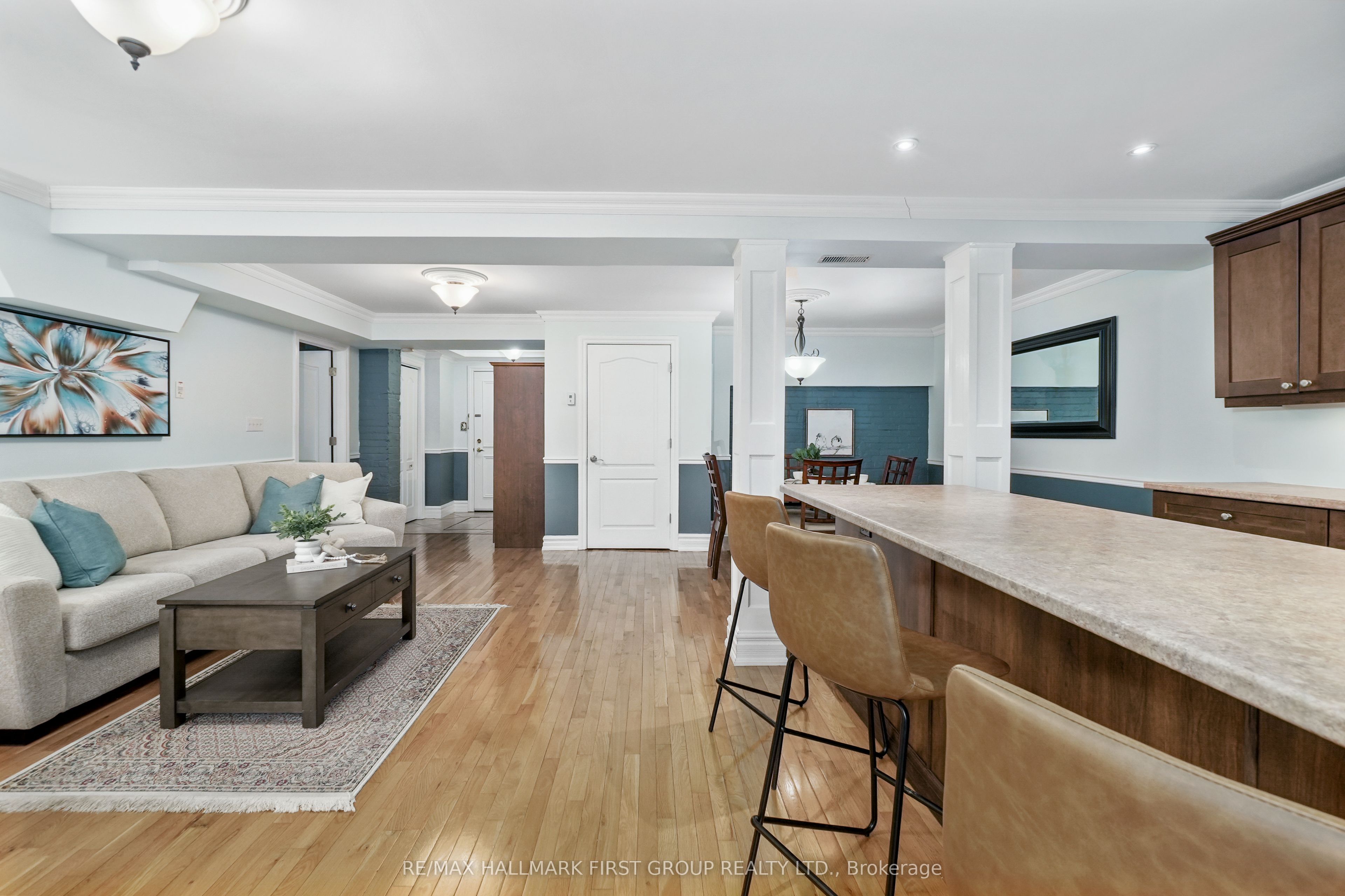 323 George Street 104 Property Photo 19