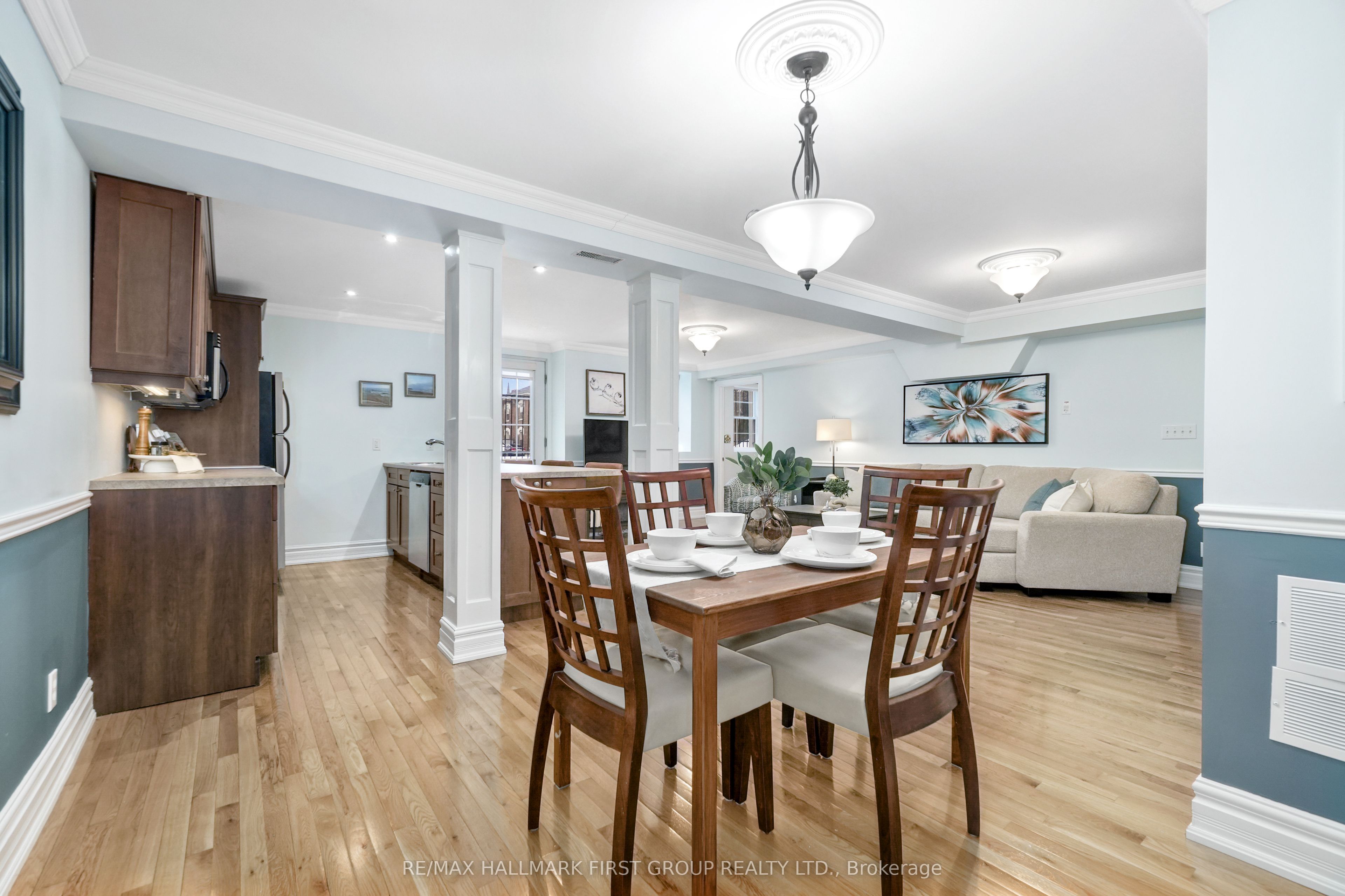 323 George Street 104 Property Photo 22