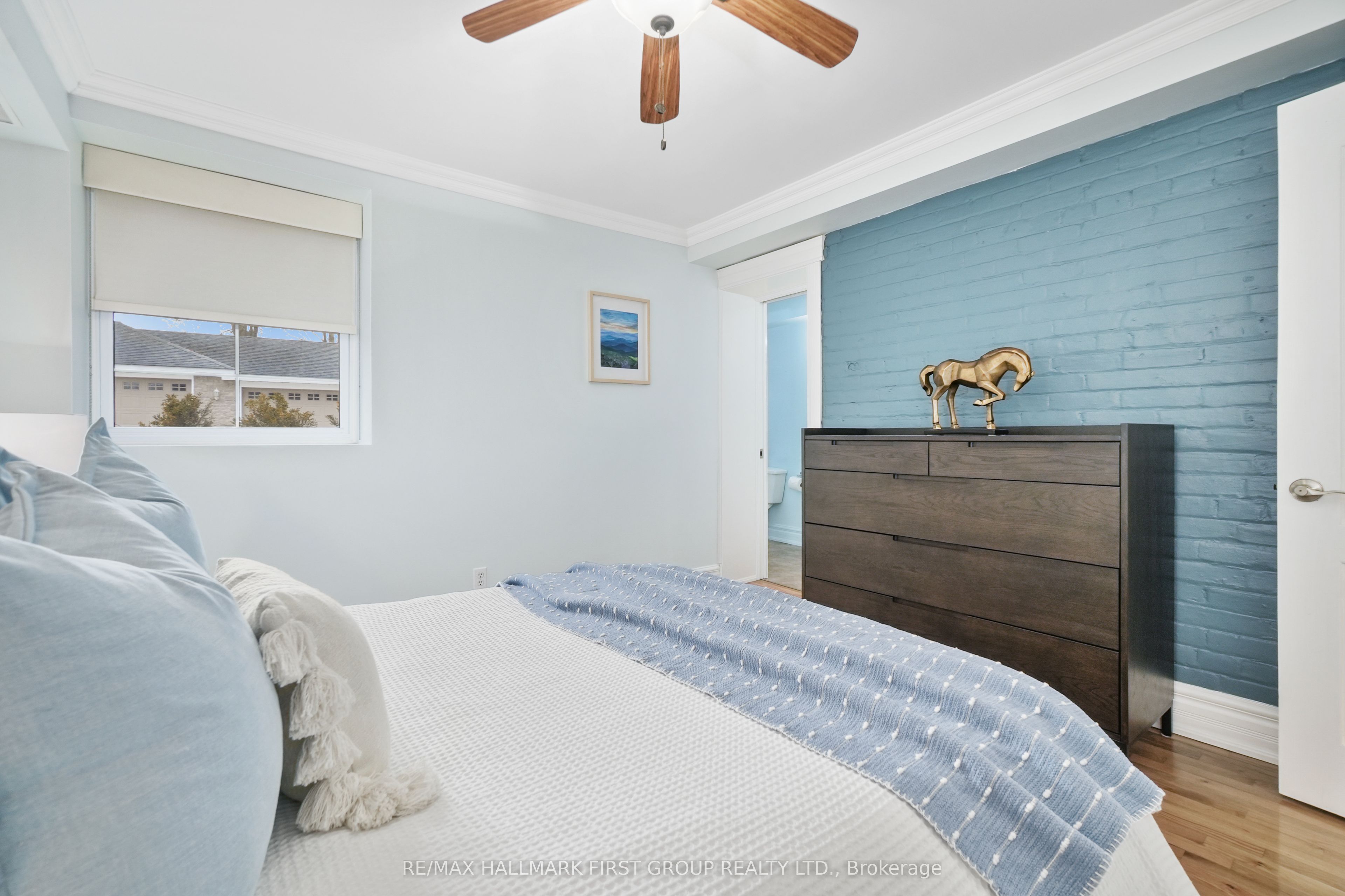 323 George Street 104 Property Photo 24