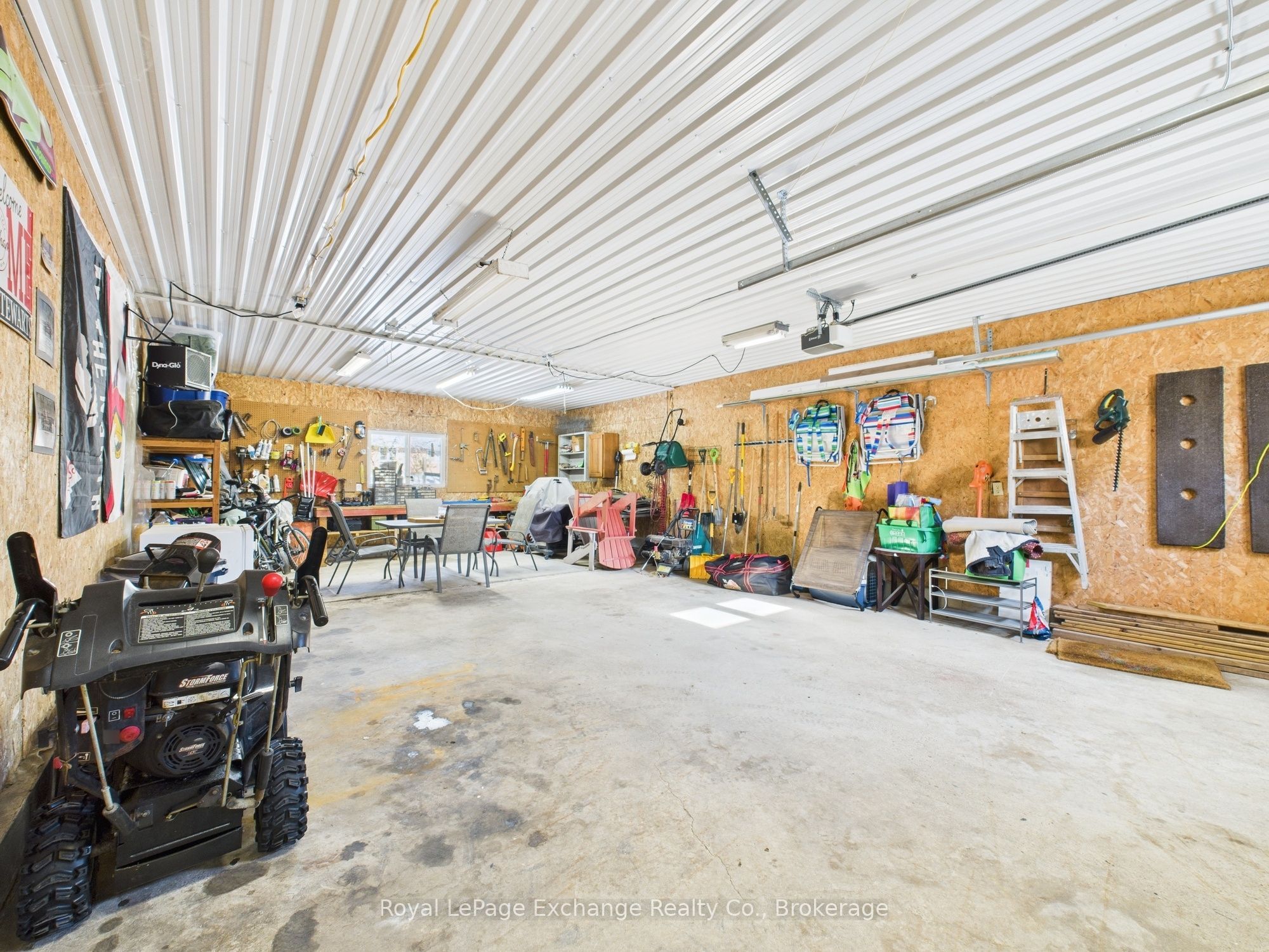 222 Edward Street Property Photo 31