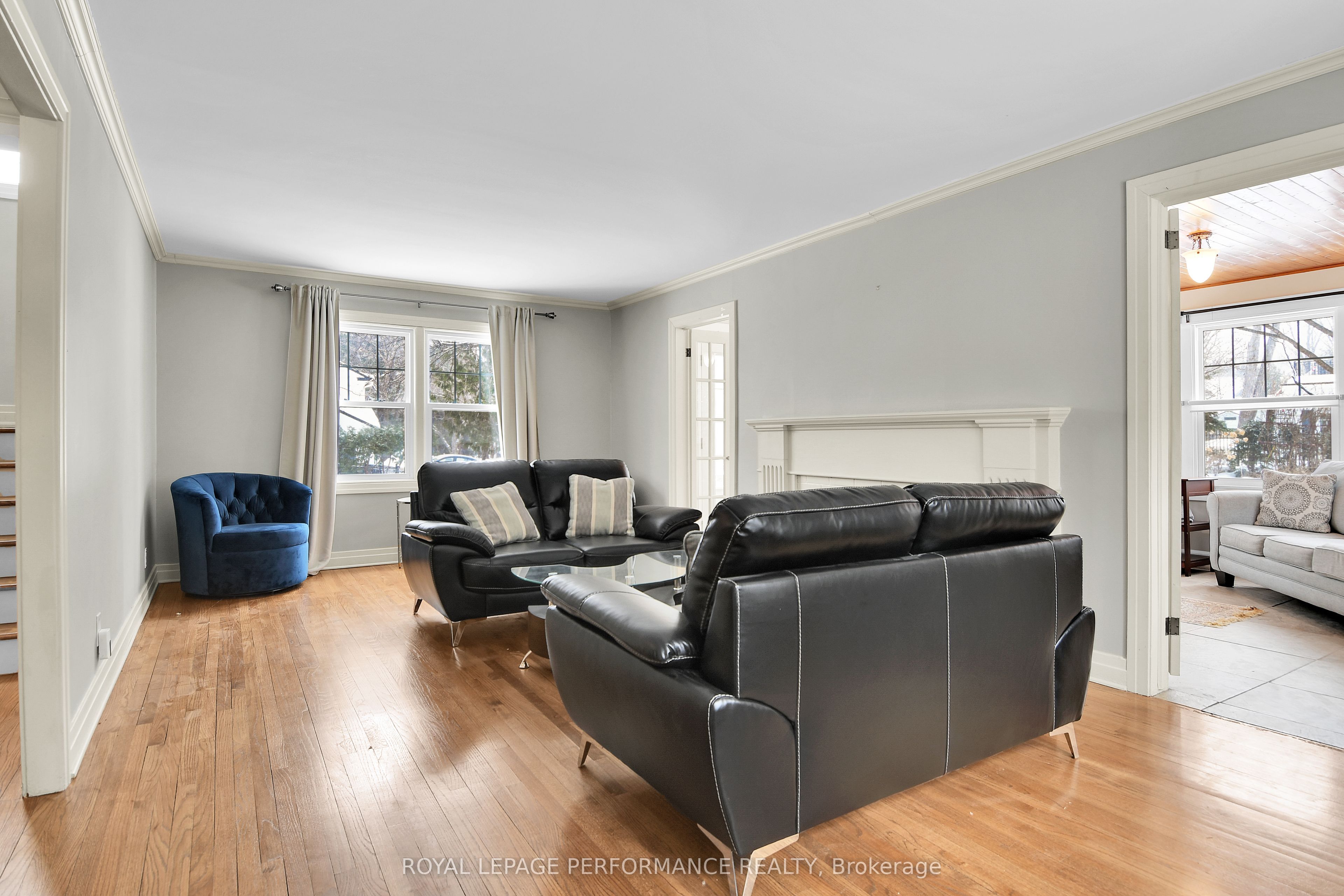 125 Lansdowne Road S Property Photo 6