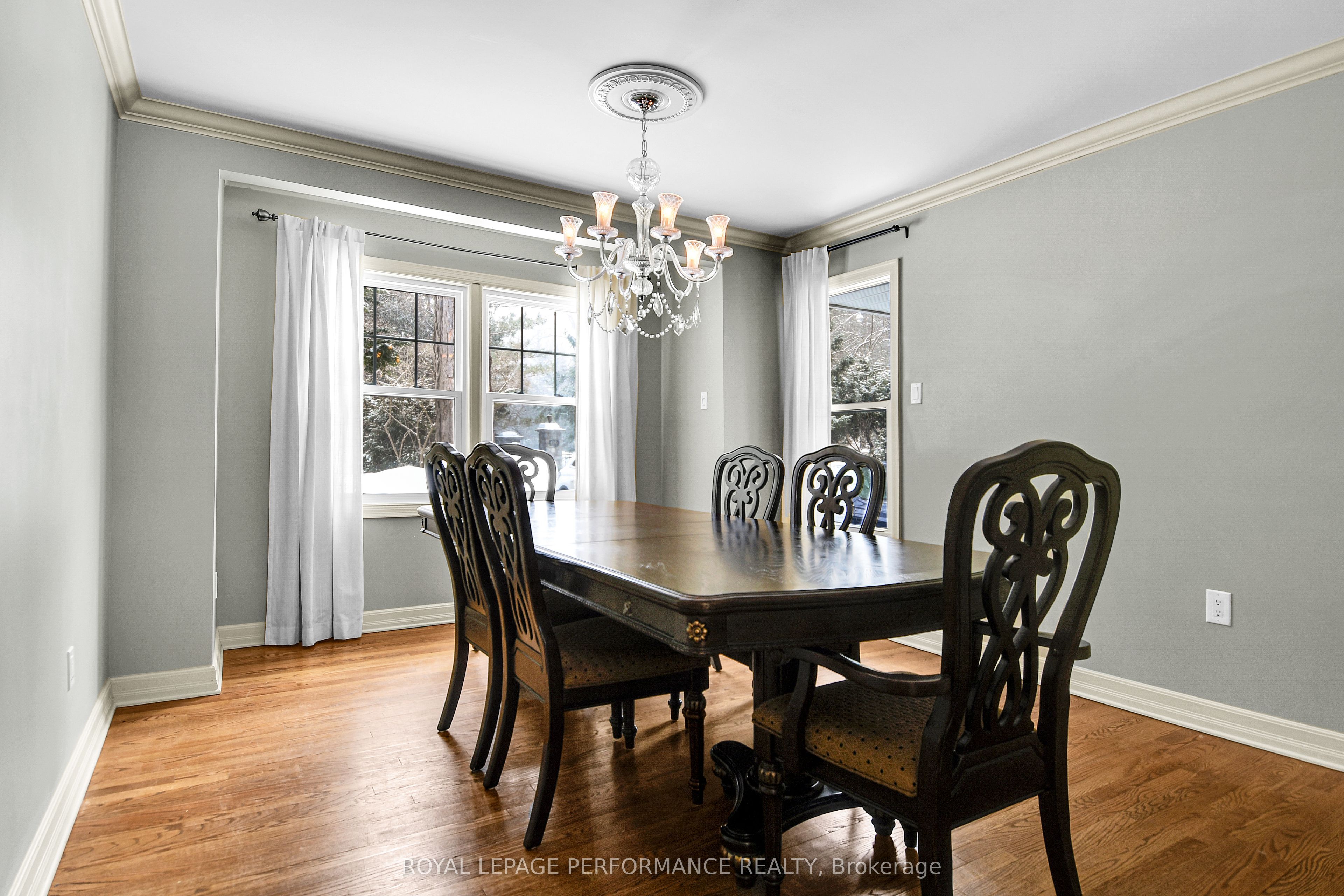 125 Lansdowne Road S Property Photo 19