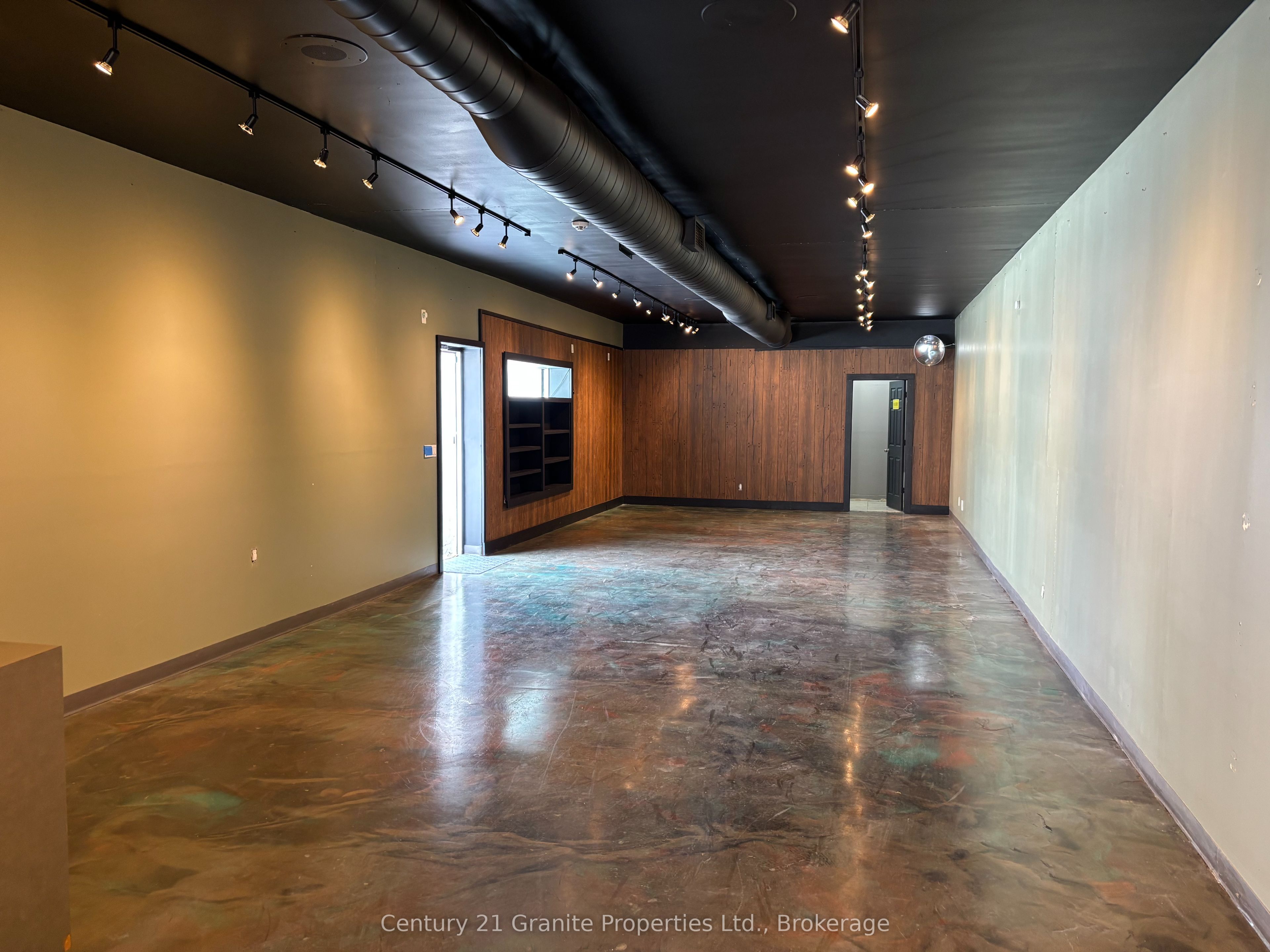 18 John St Property Photo 5