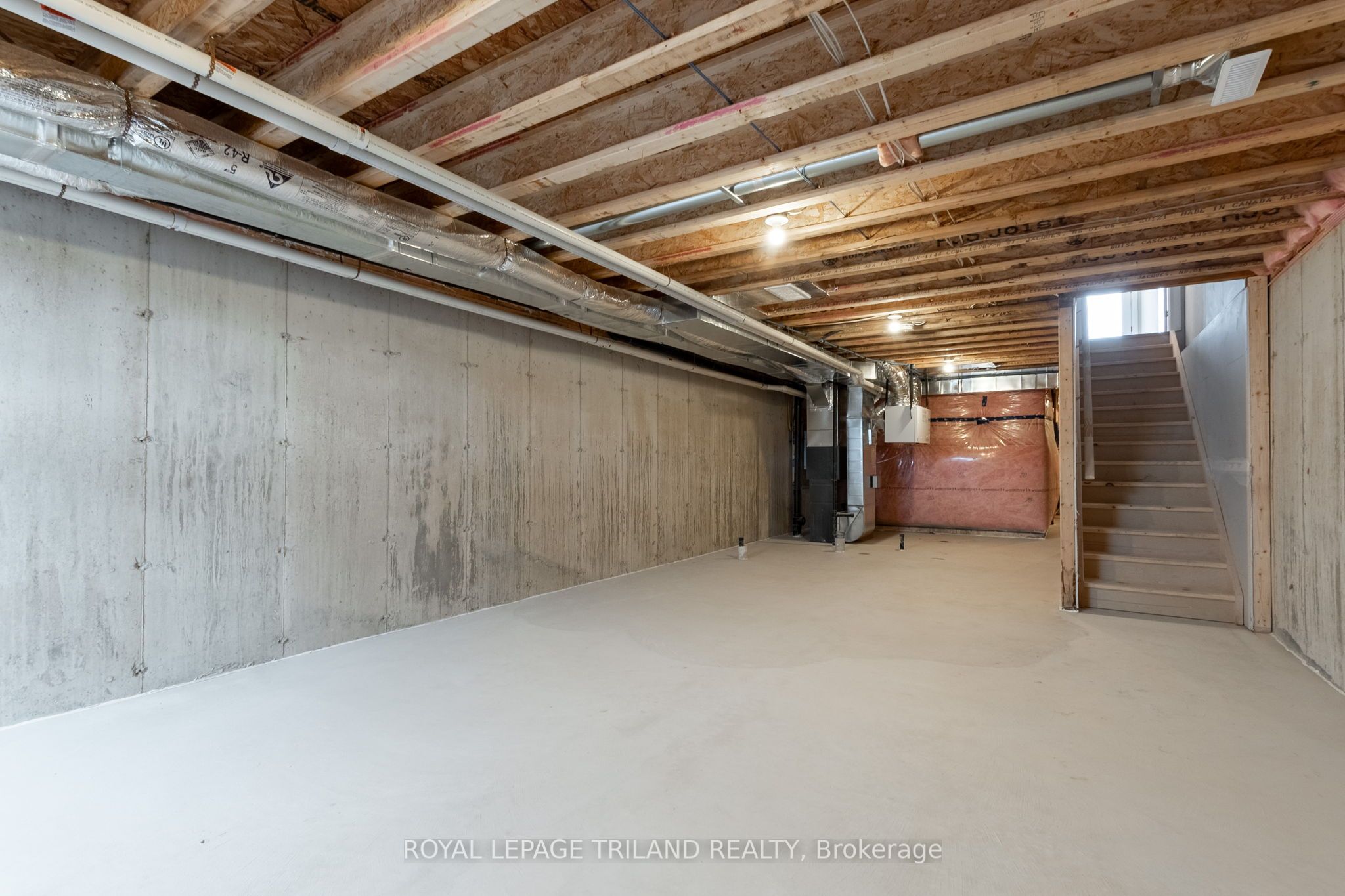 792 Banyan Lane Property Photo 31
