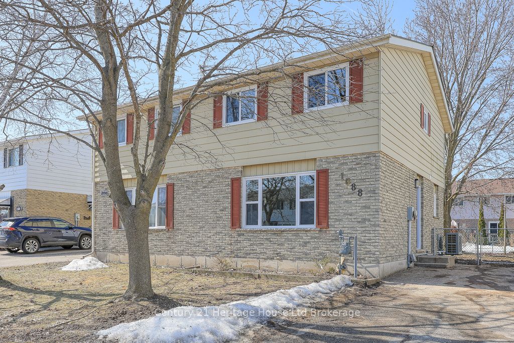 1088 Canfield Crescent Property Photo