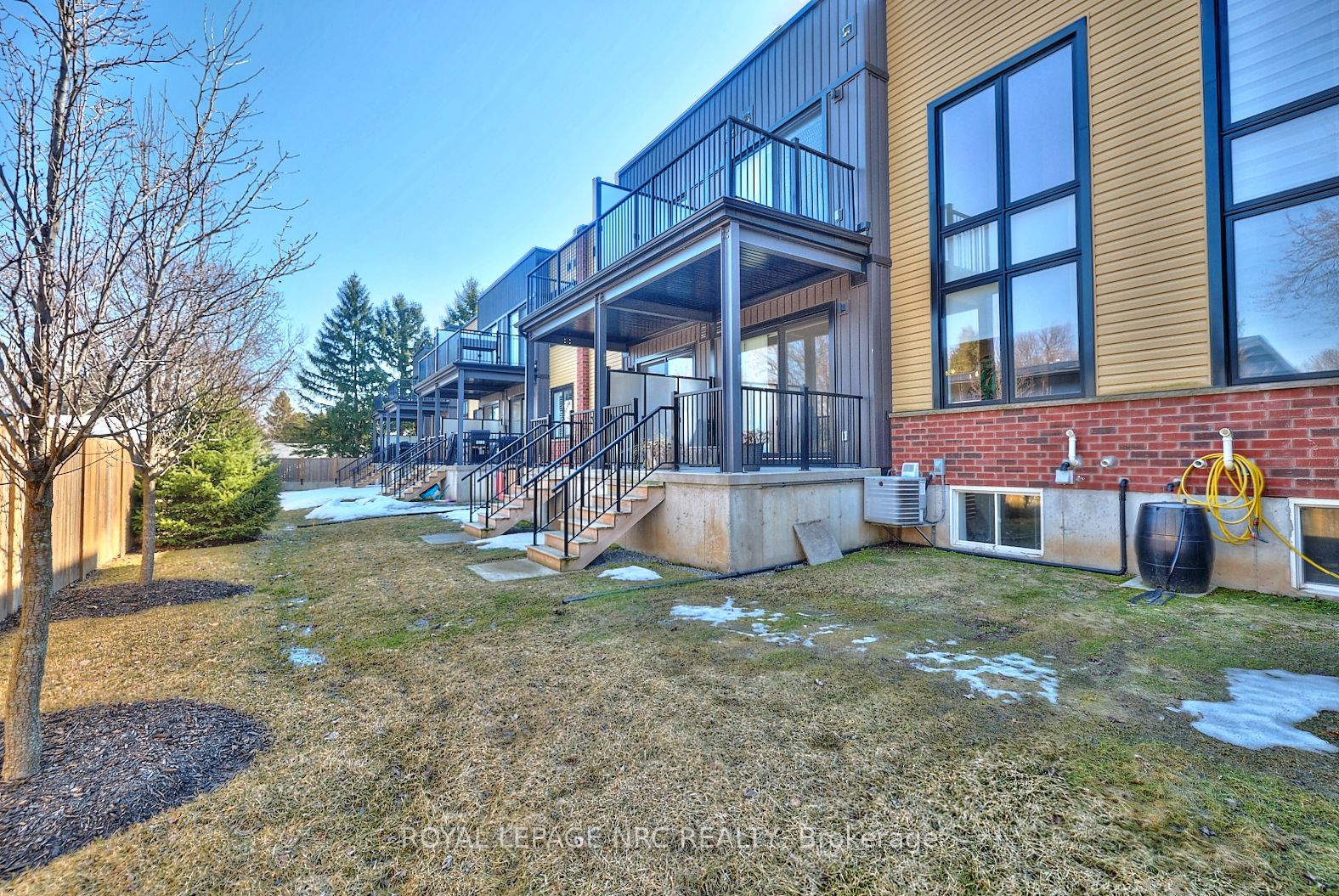1465 Station Street 3 Property Photo 3