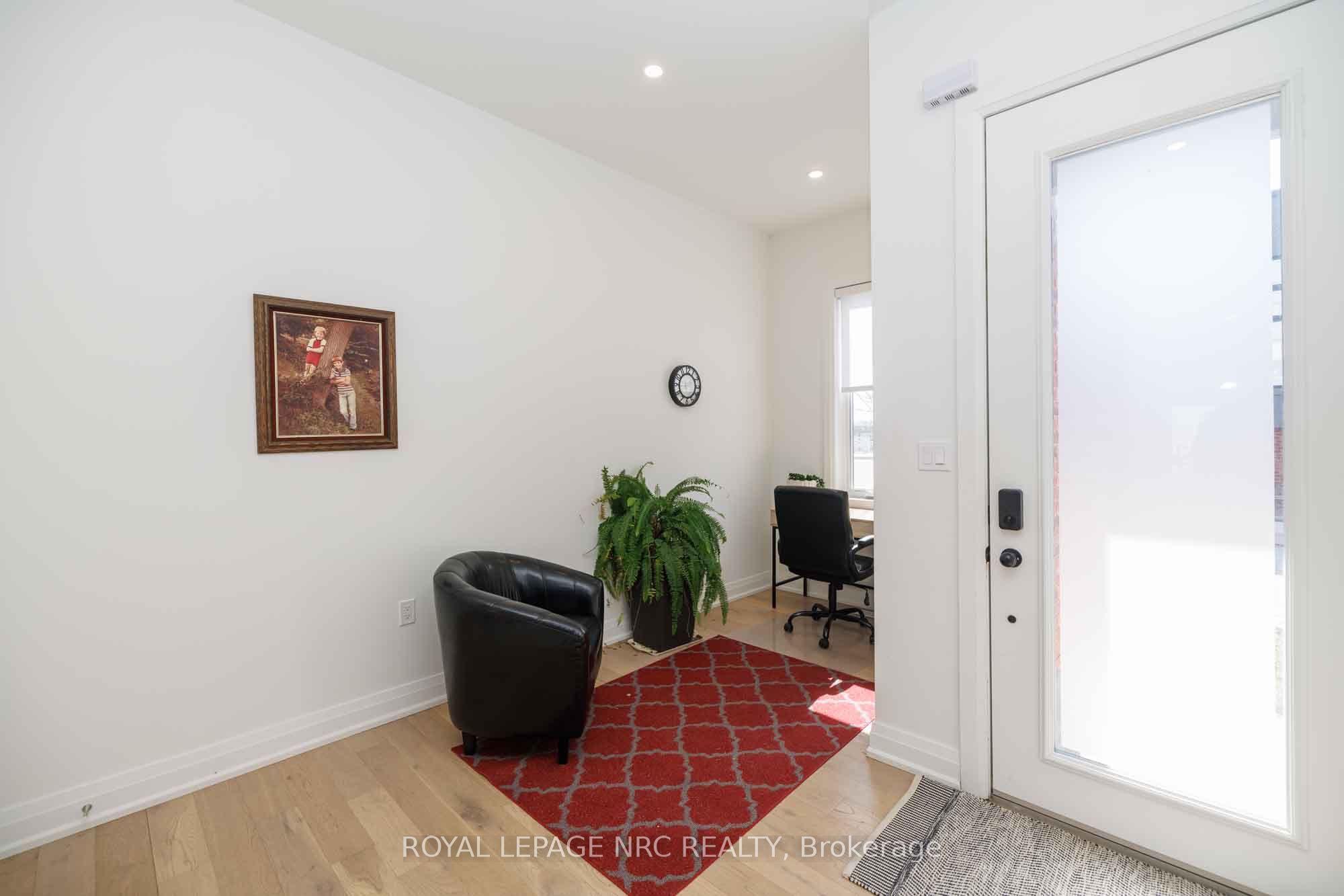 1465 Station Street 3 Property Photo 6
