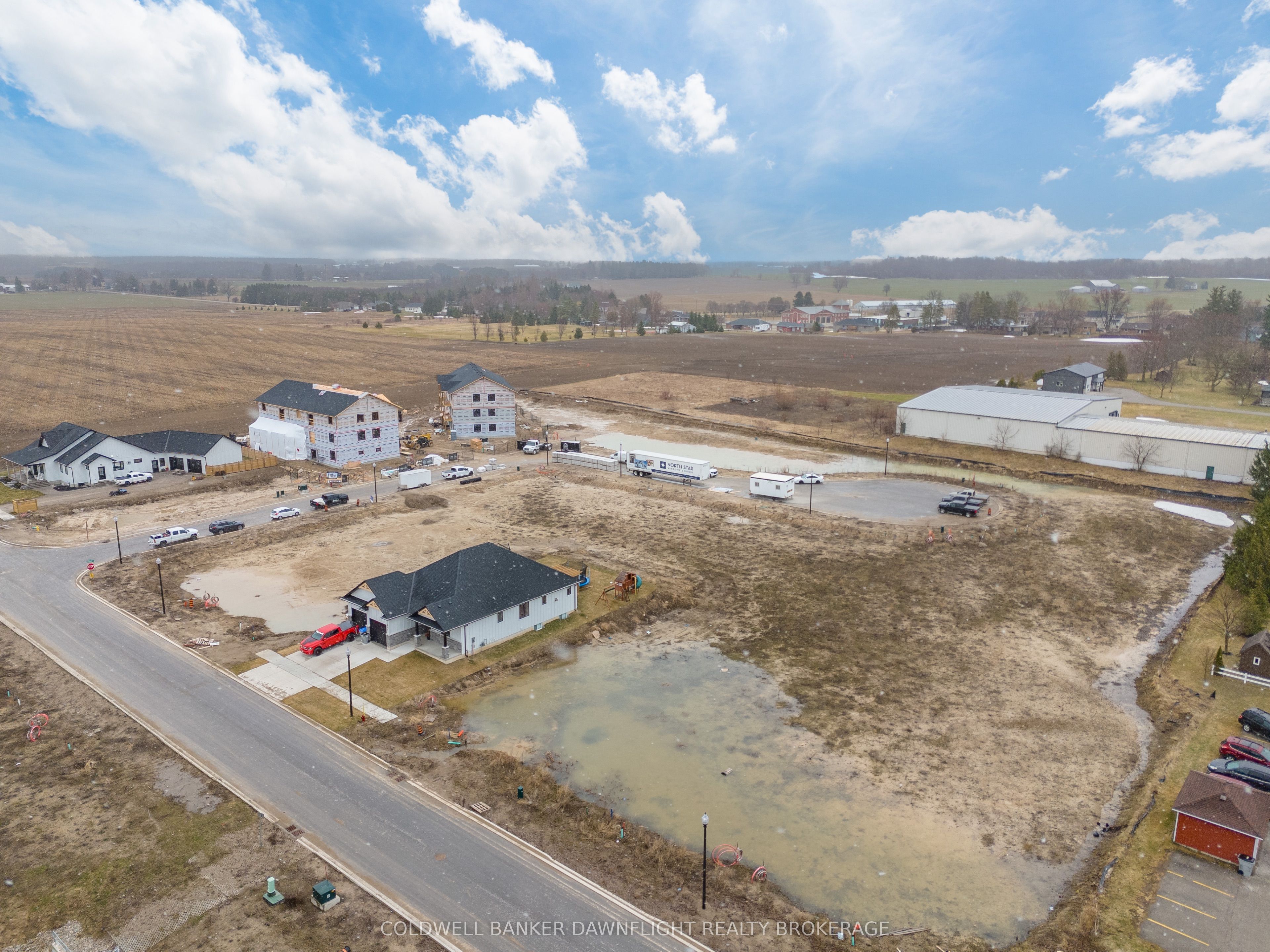 58 Moonlight Ct Property Photo 18