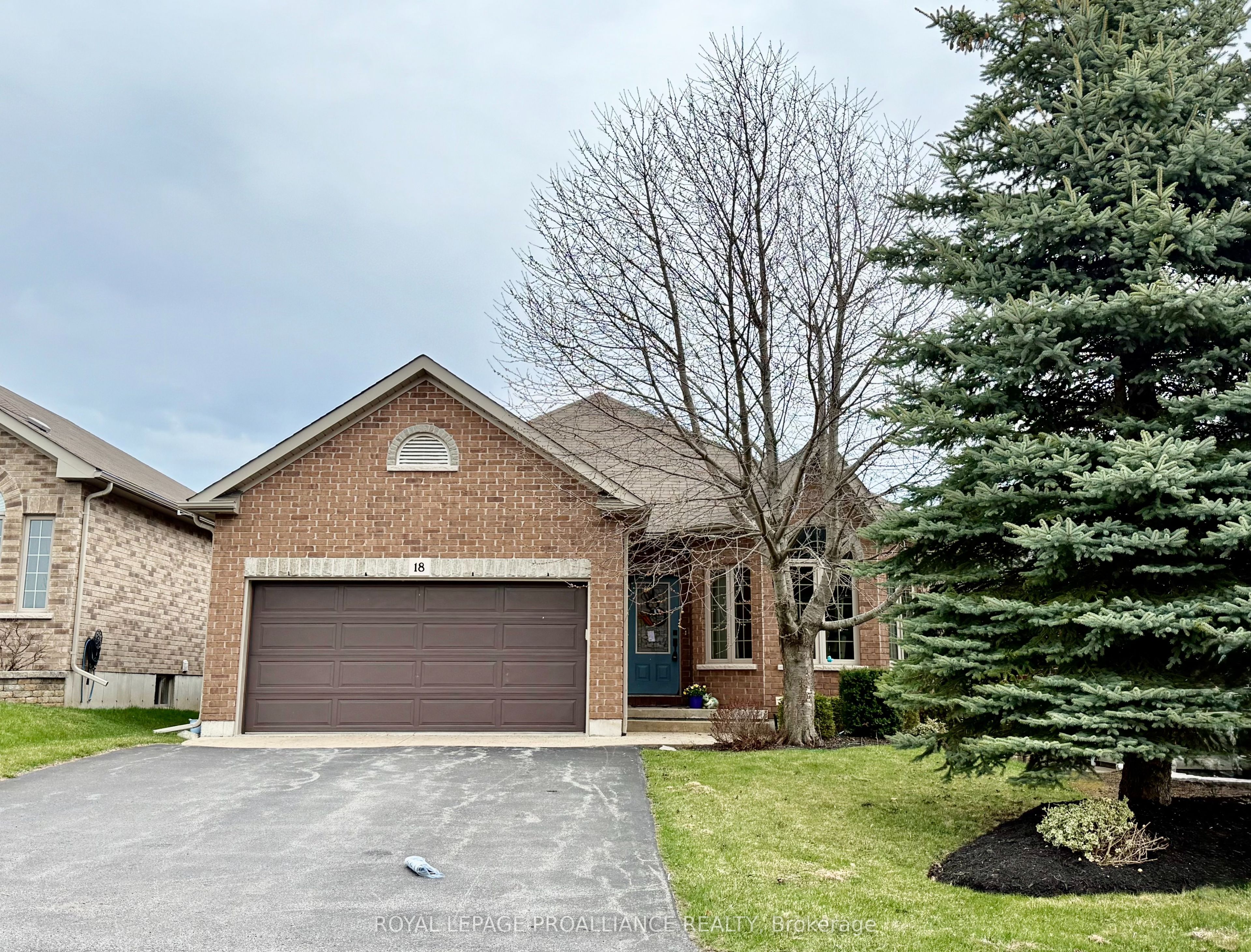 18 Mcdougall Dr Property Photo