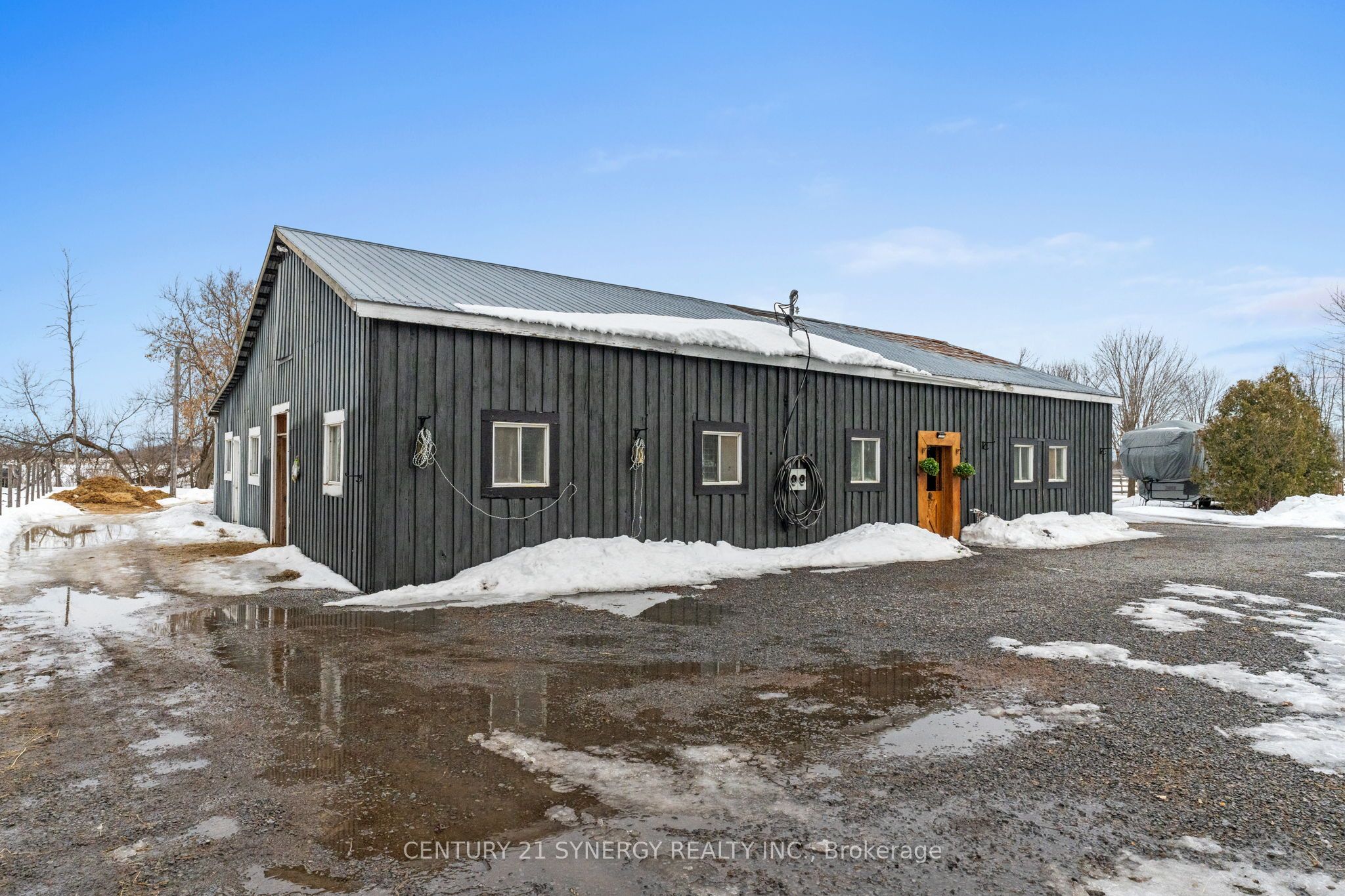 6387 Third Line Road Property Photo 17