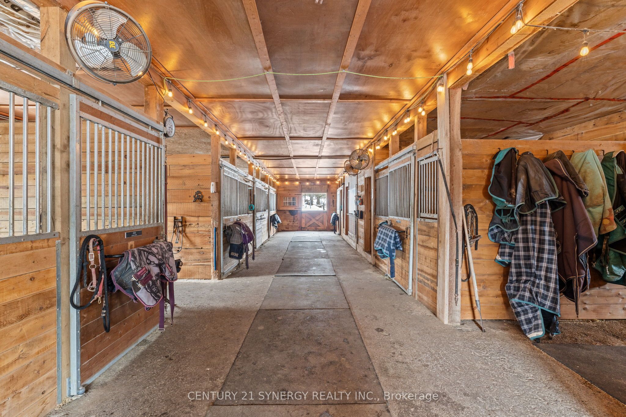 6387 Third Line Road Property Photo 18