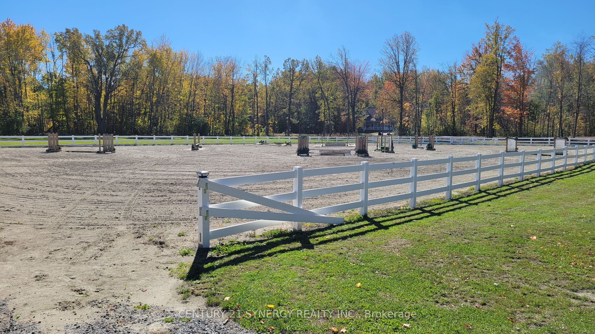 6387 Third Line Road Property Photo 36