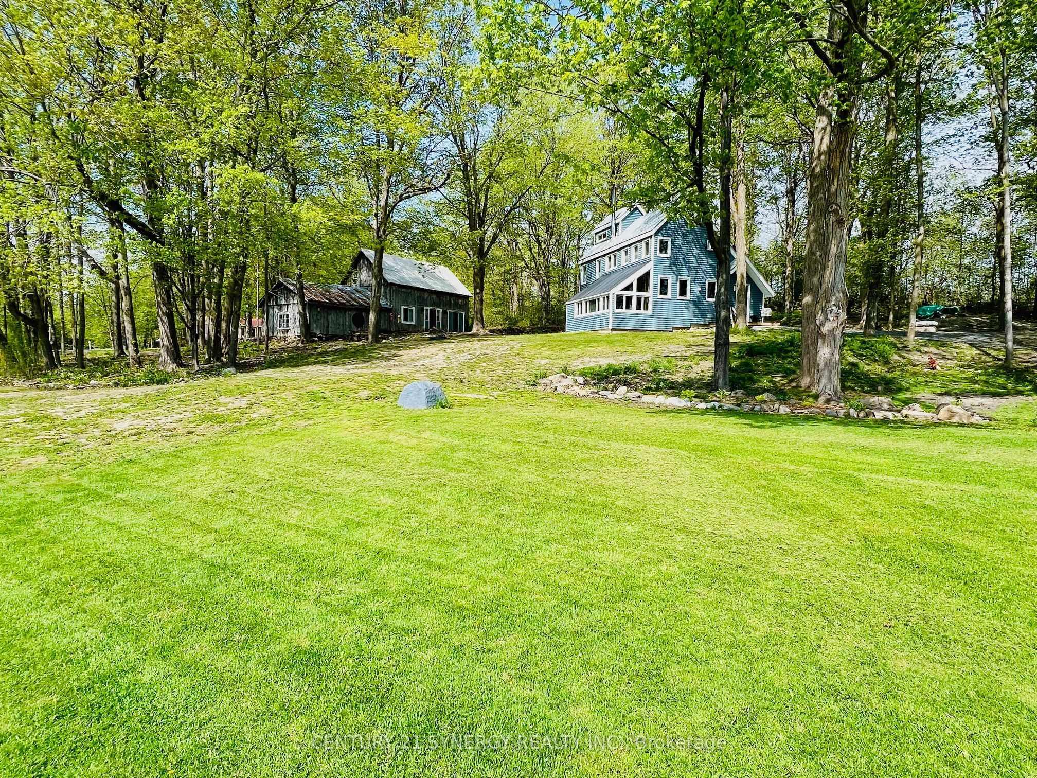 6387/6395 Third Line Road Property Photo 1
