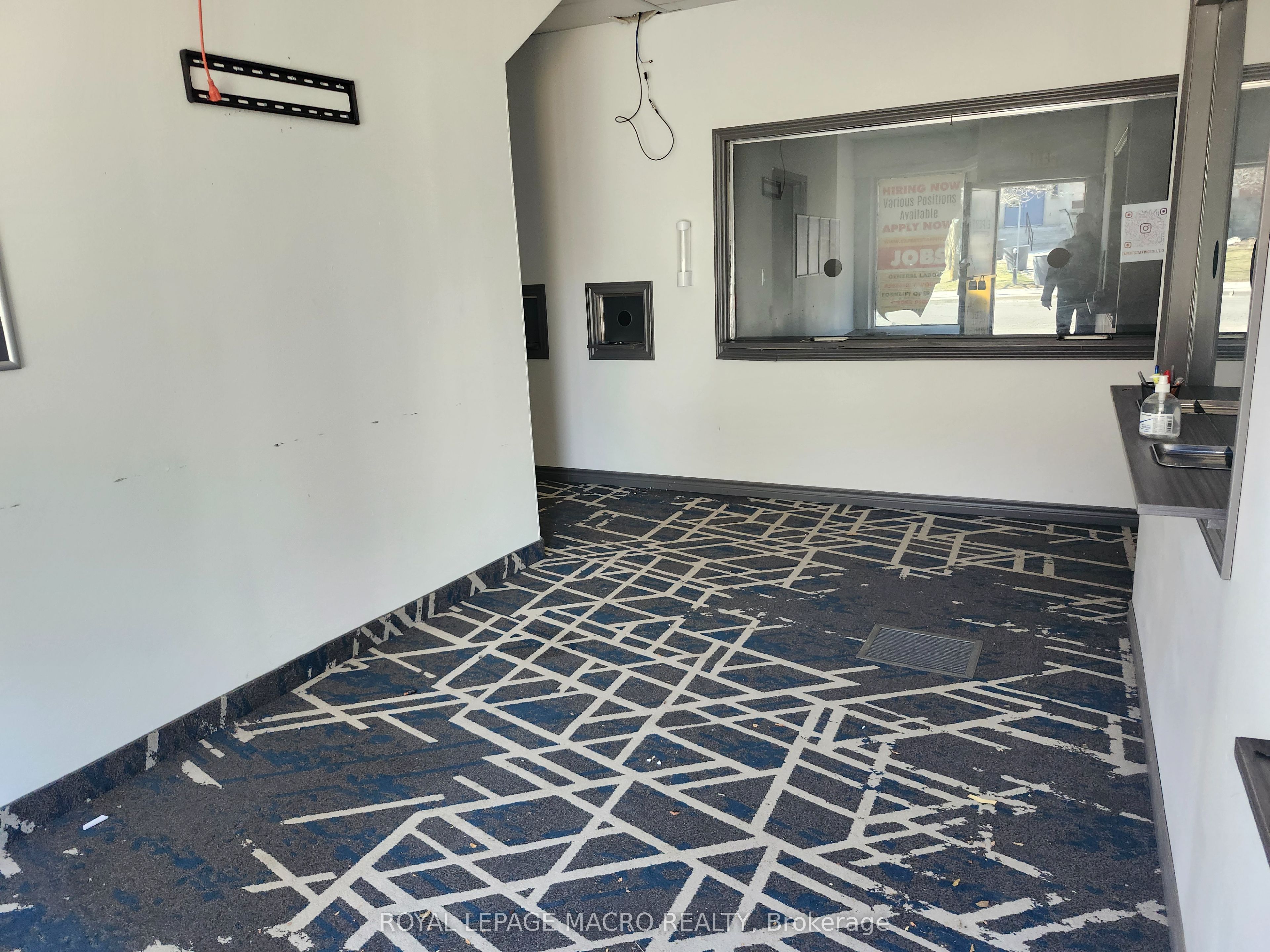 18 Ainslie Street Property Photo 3