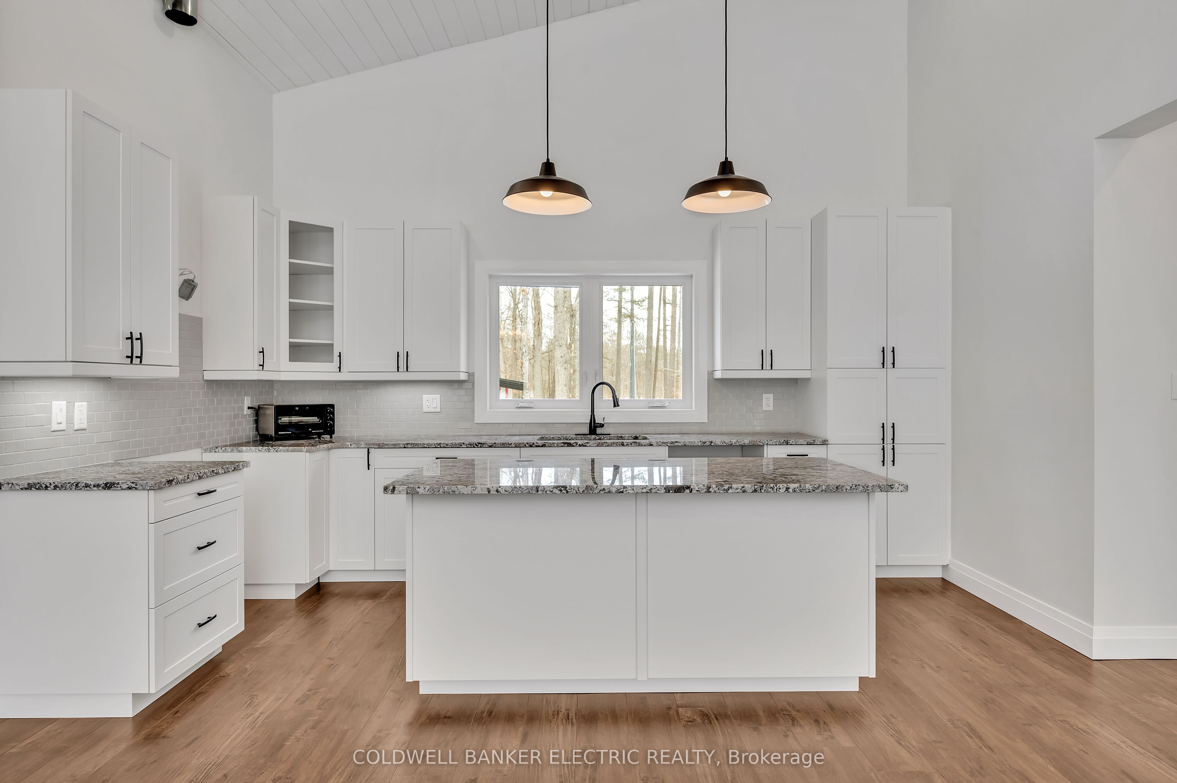 50 Maple Road Property Photo 6