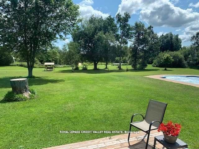 476345 3rd Line Property Photo 28
