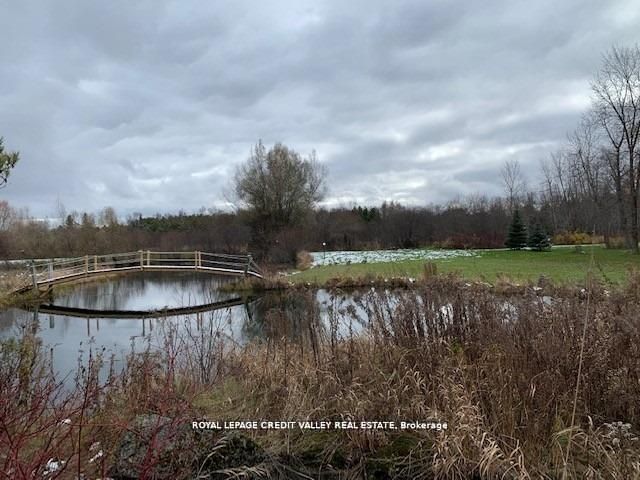 476345 3rd Line Property Photo 29
