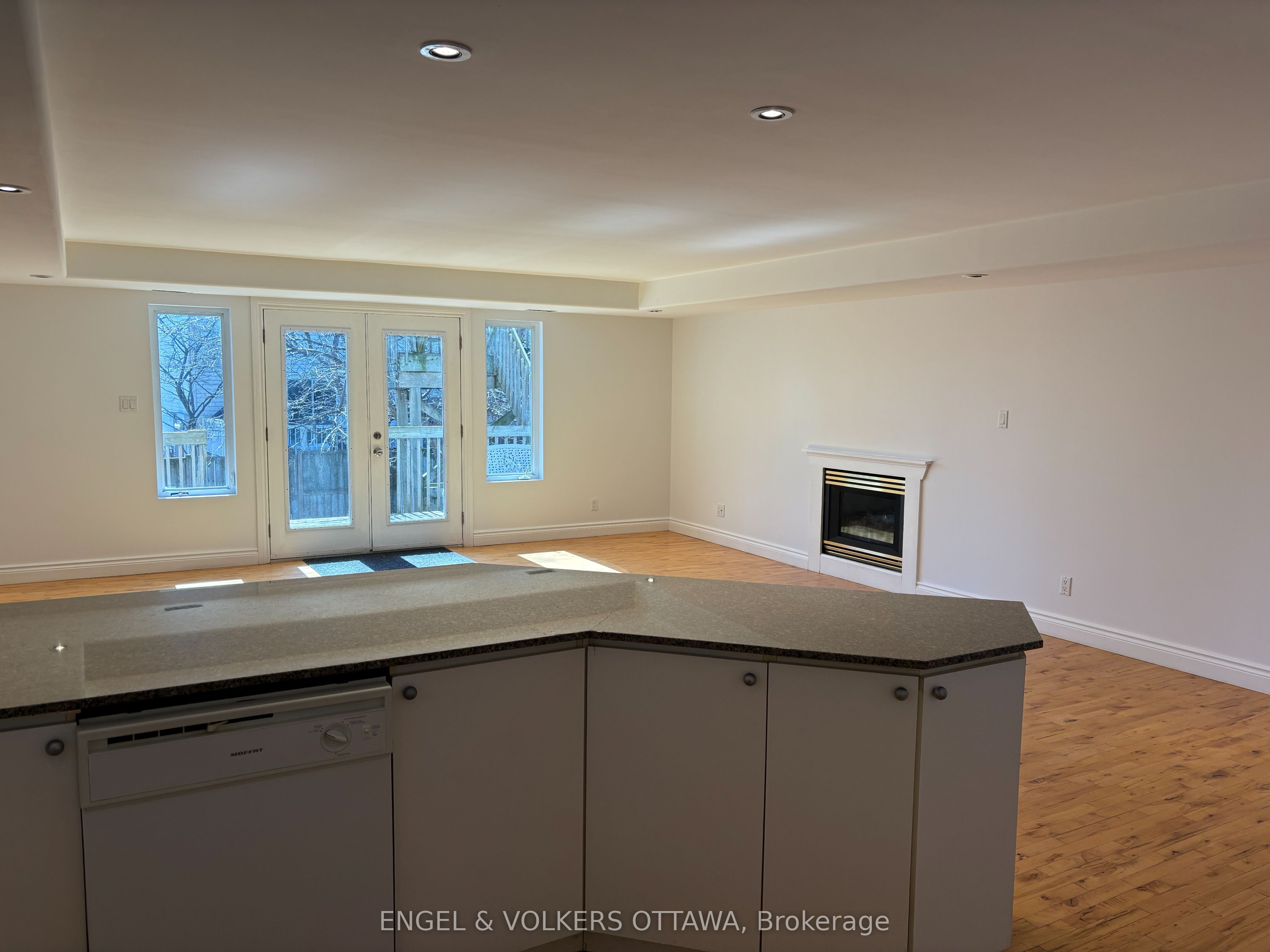 306 Presland Road A Property Photo 8