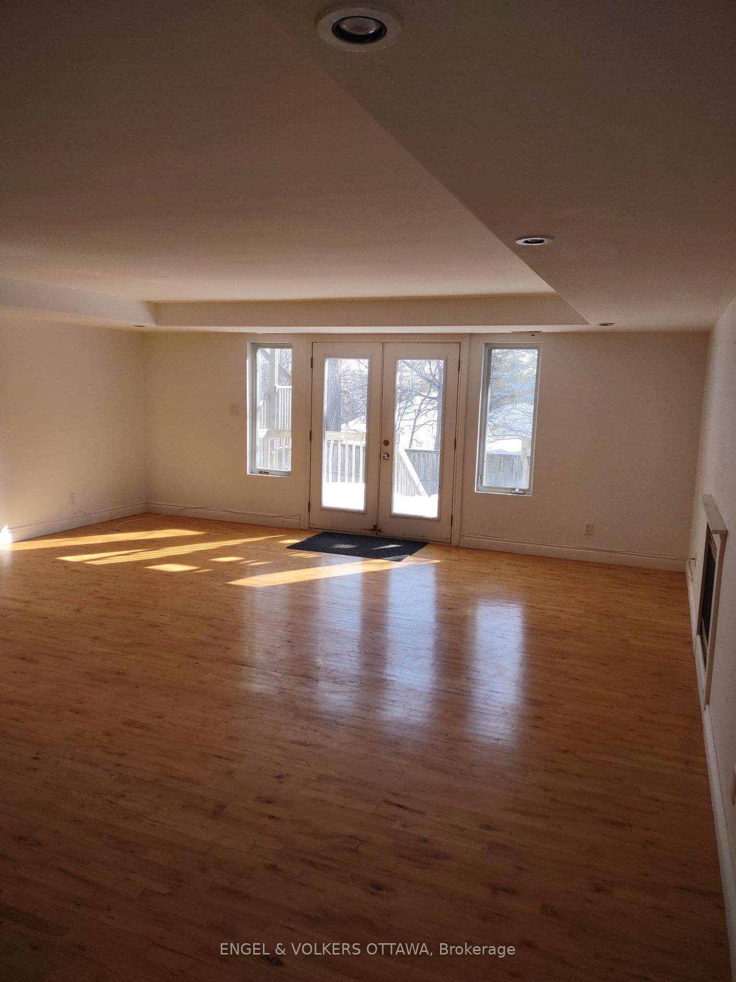 306 Presland Road A Property Photo 10