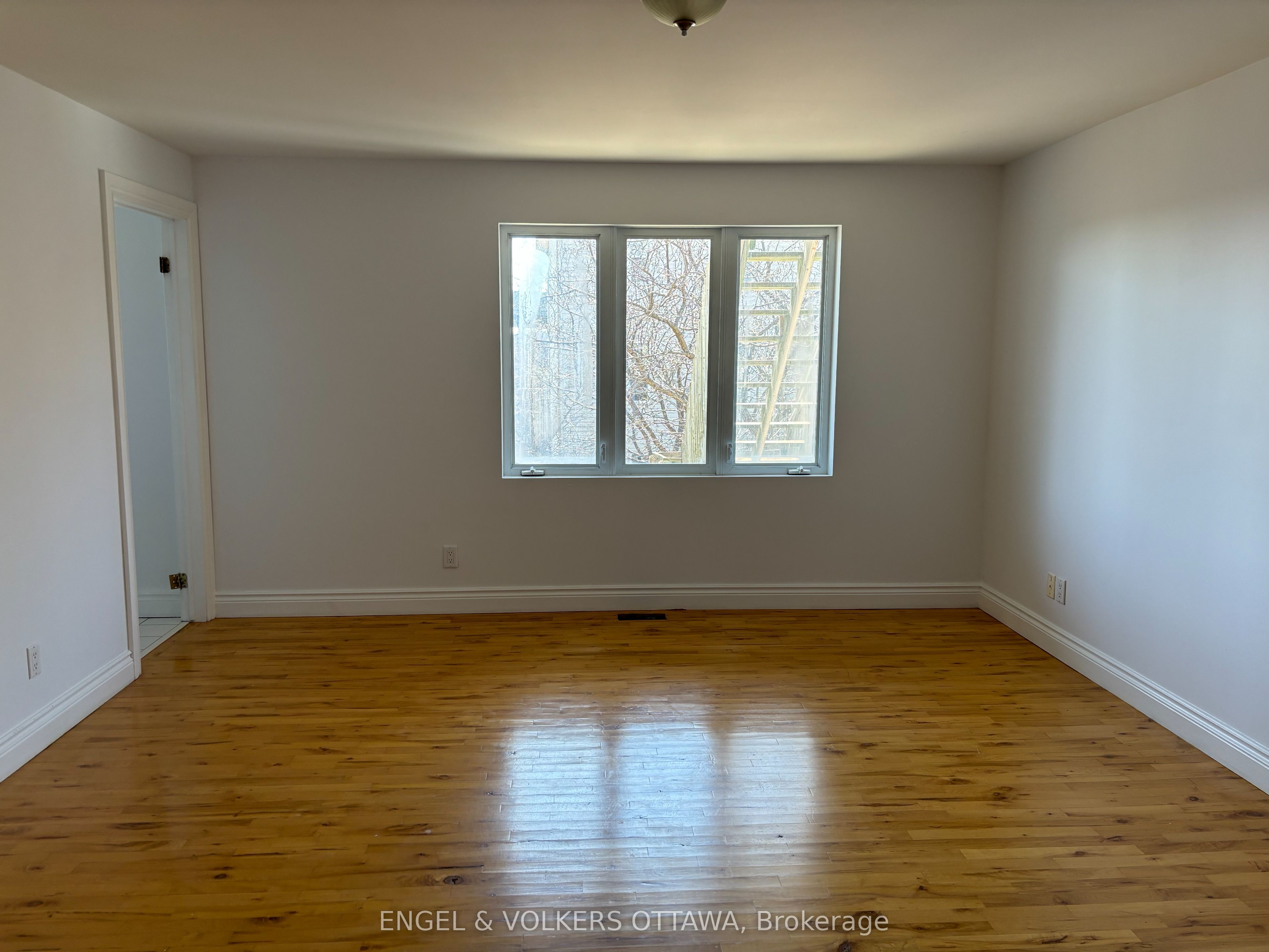 306 Presland Road A Property Photo 23