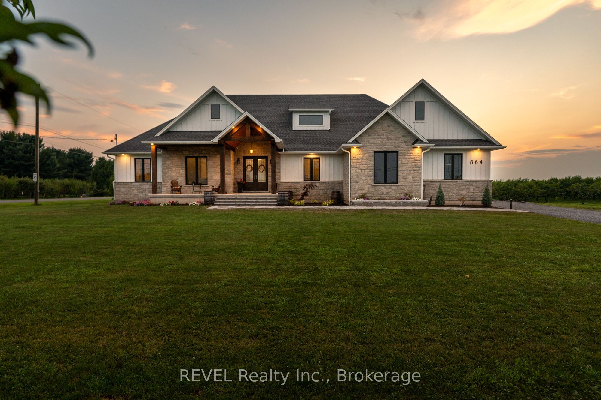 103 River Real Estate Listings Main Image