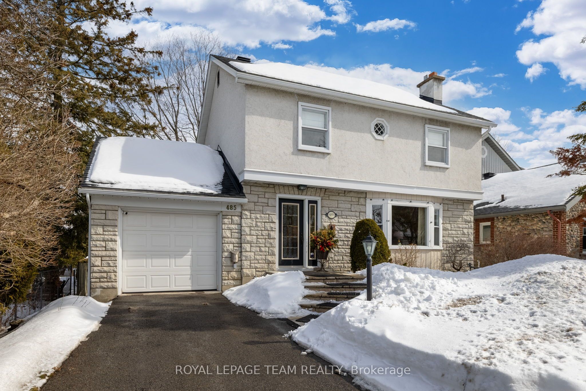 485 Mansfield Avenue Property Photo 1