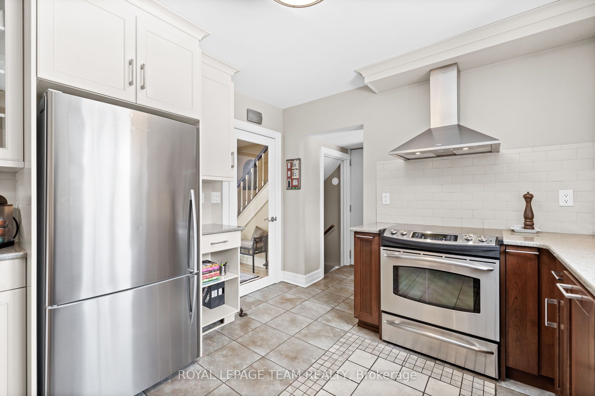 485 Mansfield Avenue Property Photo 12