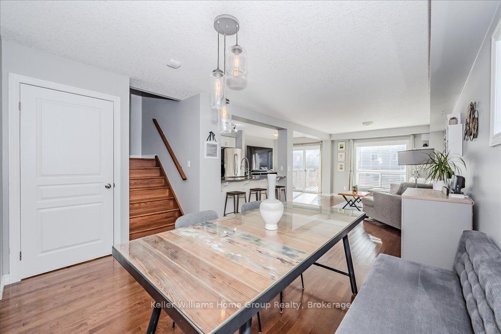 202 Couling Crescent Property Photo 21