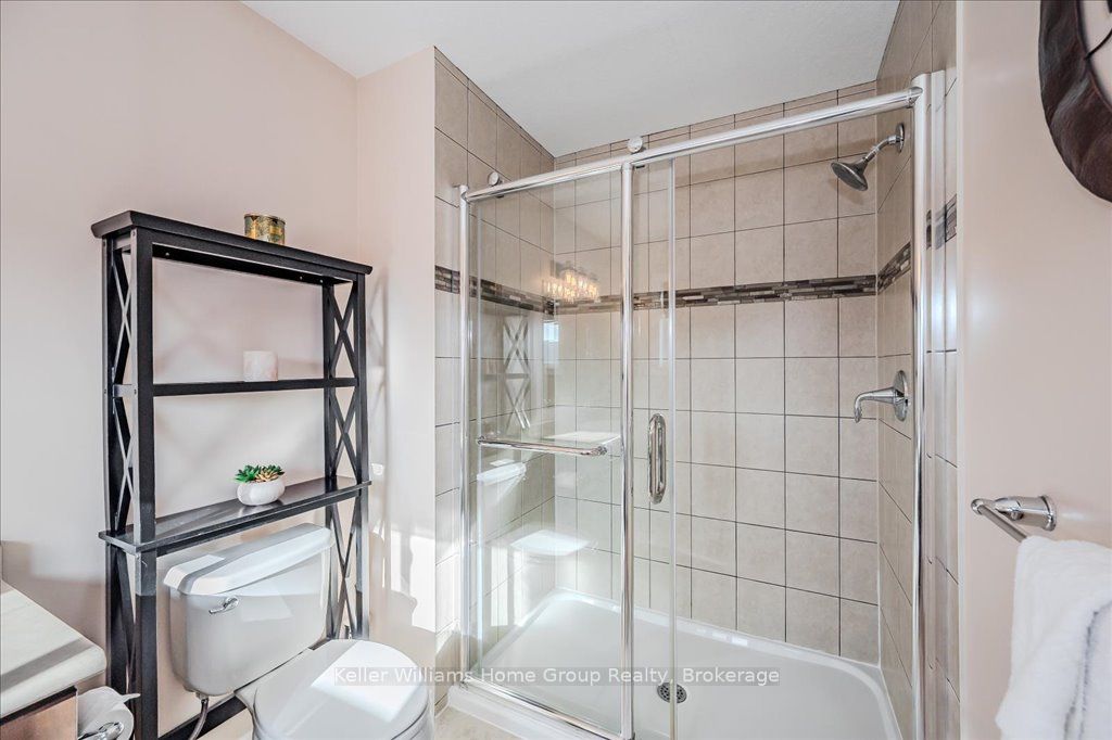 202 Couling Crescent Property Photo 25