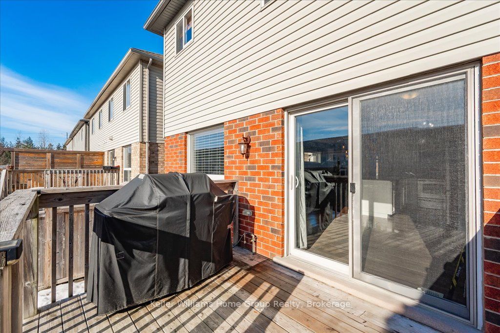 202 Couling Crescent Property Photo 39