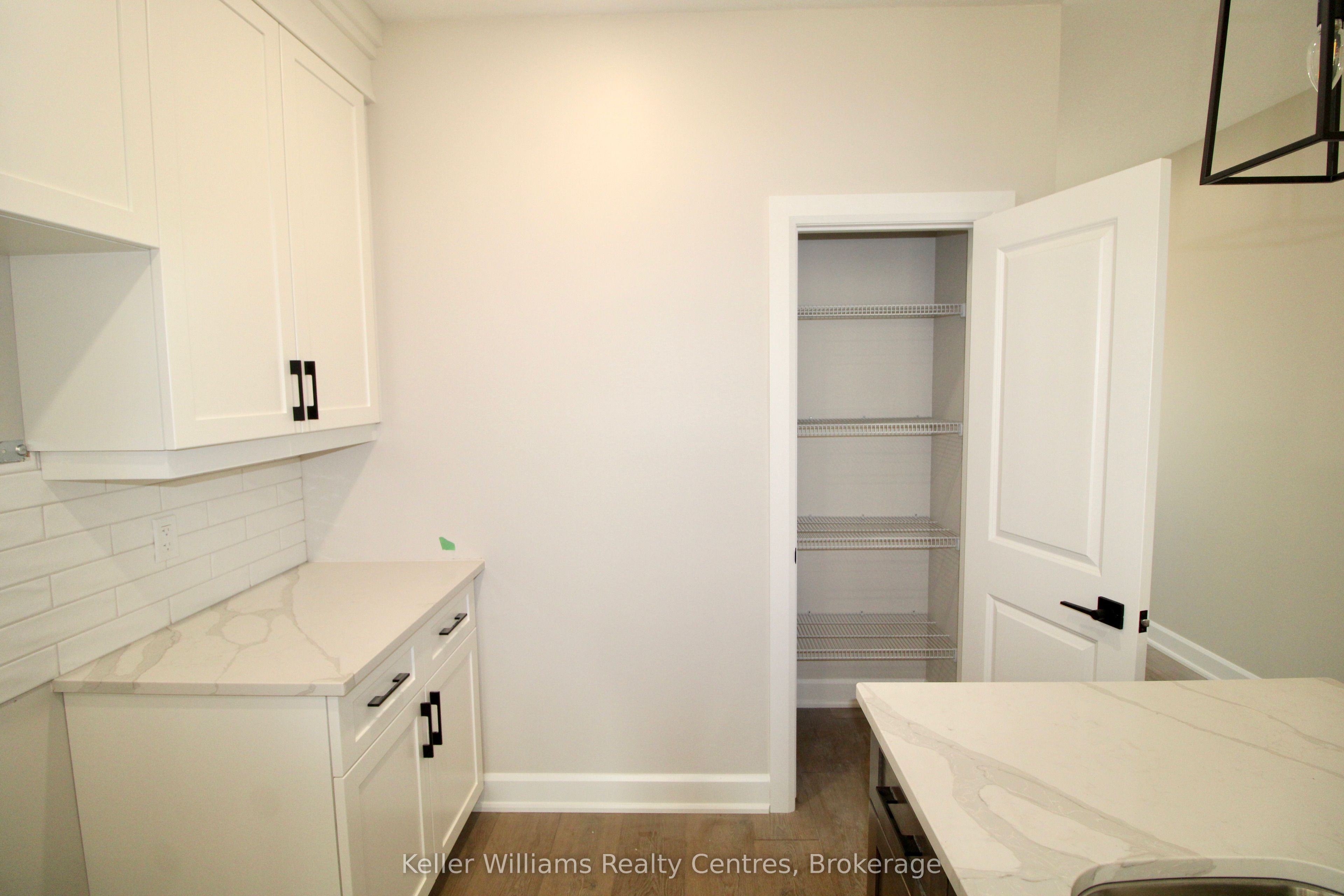 221124 Grey Road 9 N/a Property Photo 7