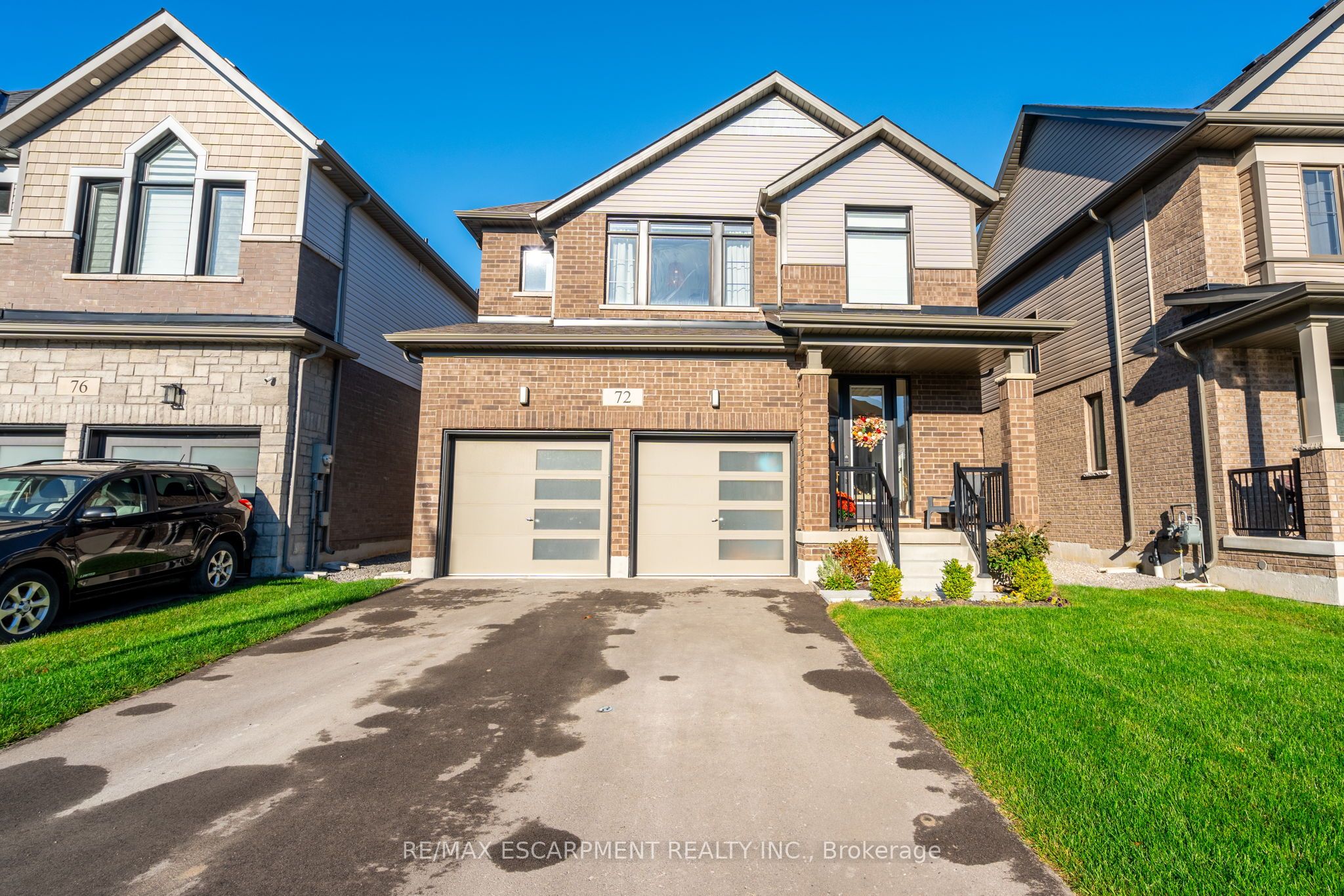 72 Fairey Crescent Property Photo 1