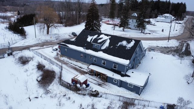 11 Private Road Property Photo 3