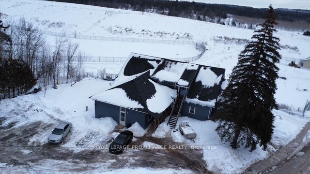 11 Private Road Property Photo 4