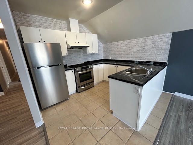 11 Private Road Property Photo 11
