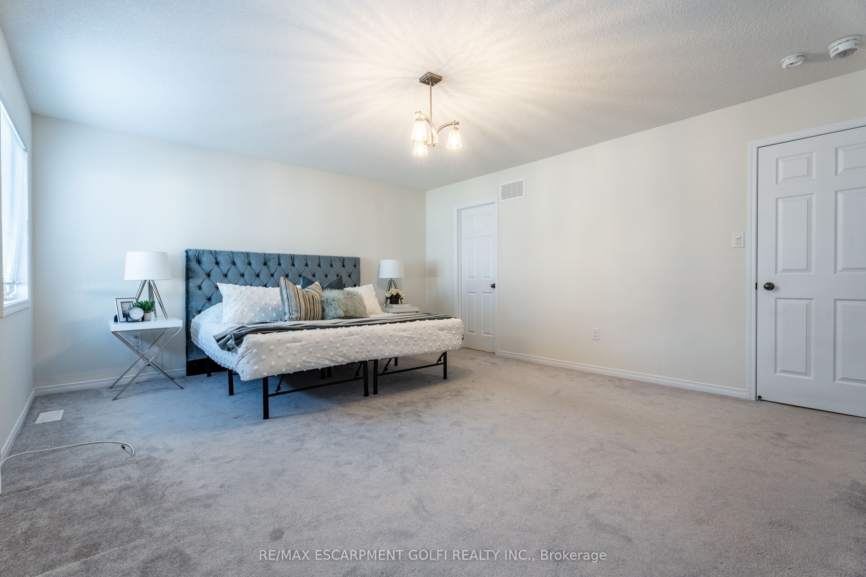 7687 Sycamore Drive Property Photo 23