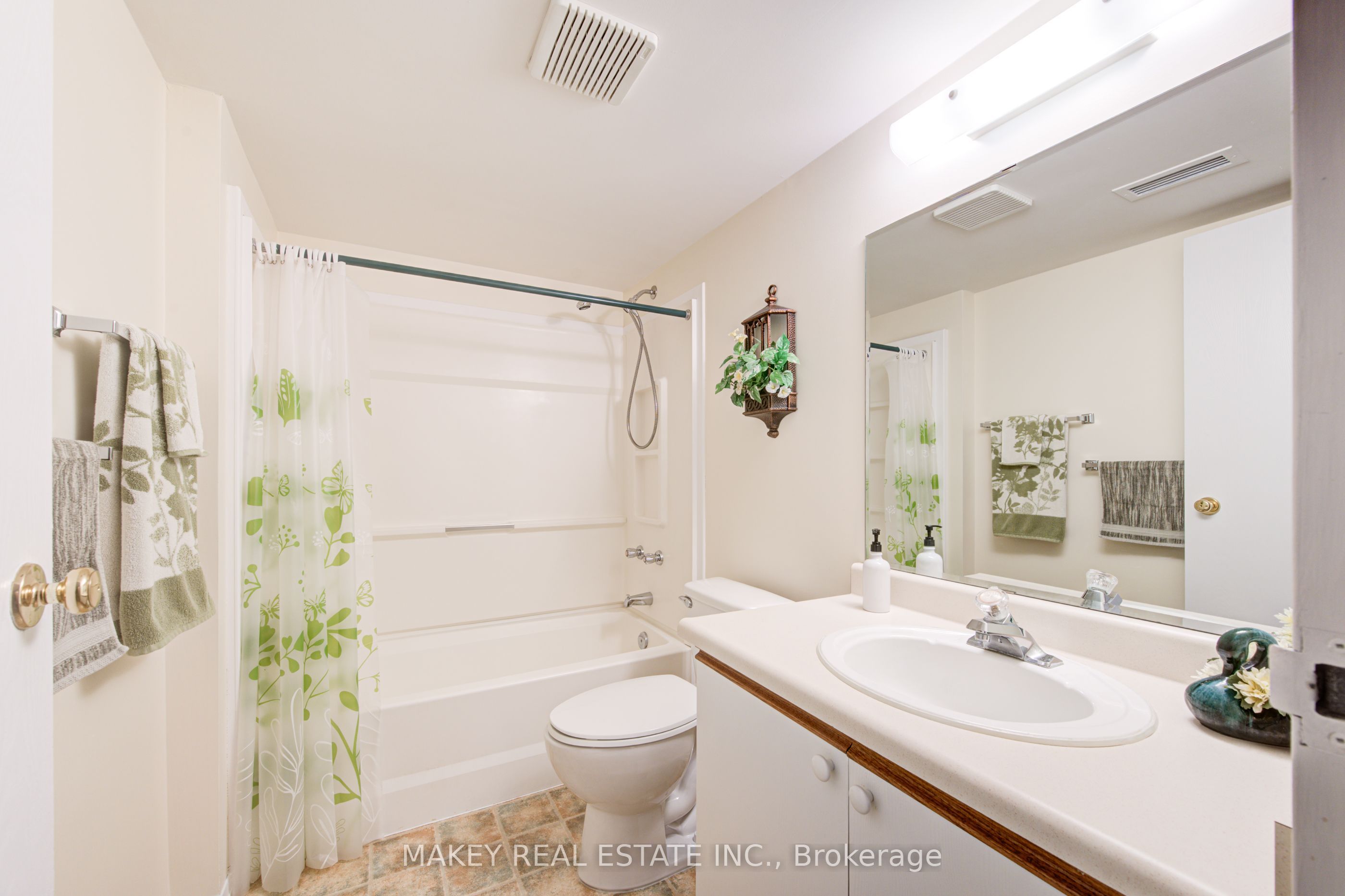 159 Ferguson Drive 204 Property Photo 15