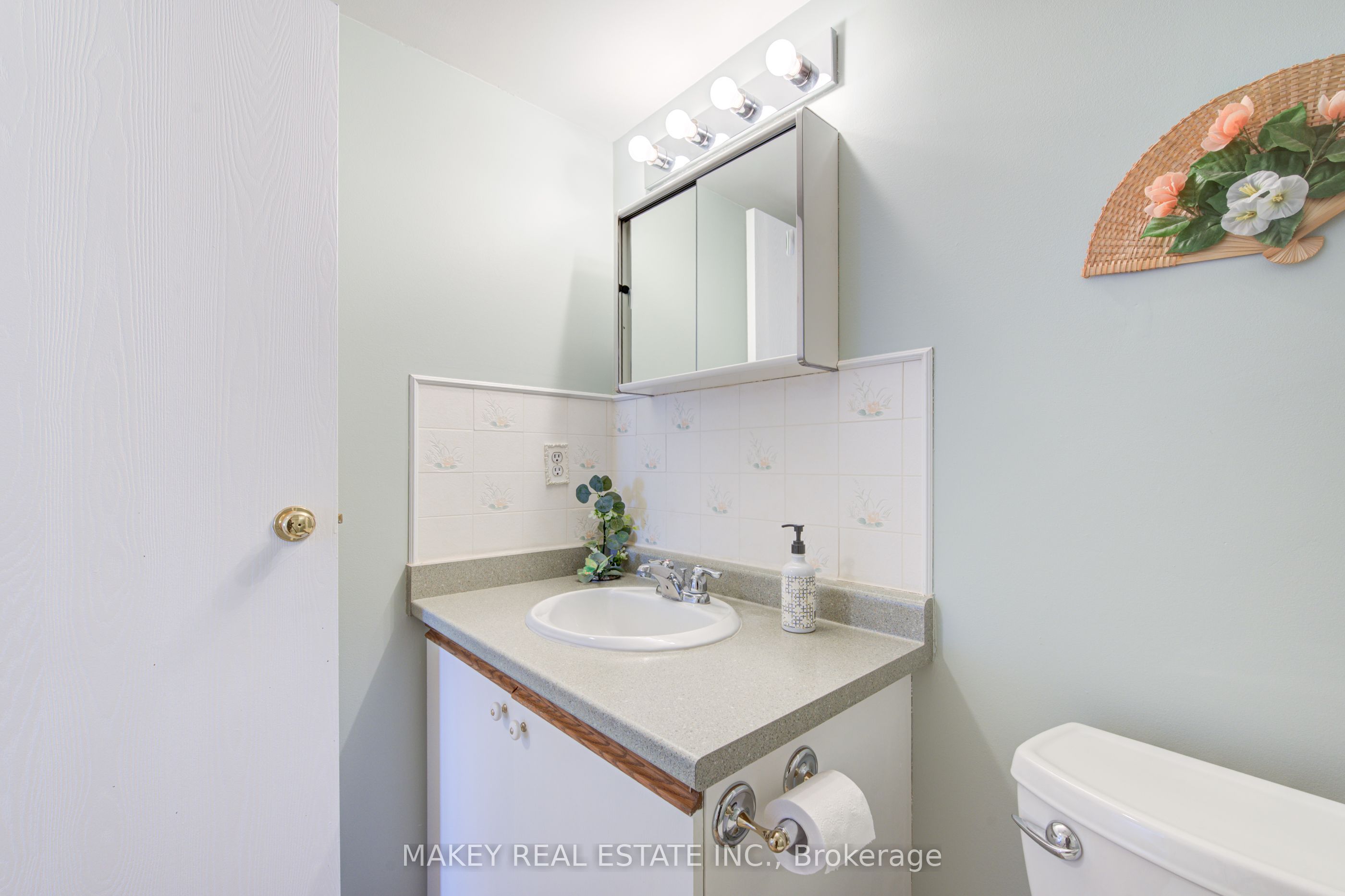 159 Ferguson Drive 204 Property Photo 49
