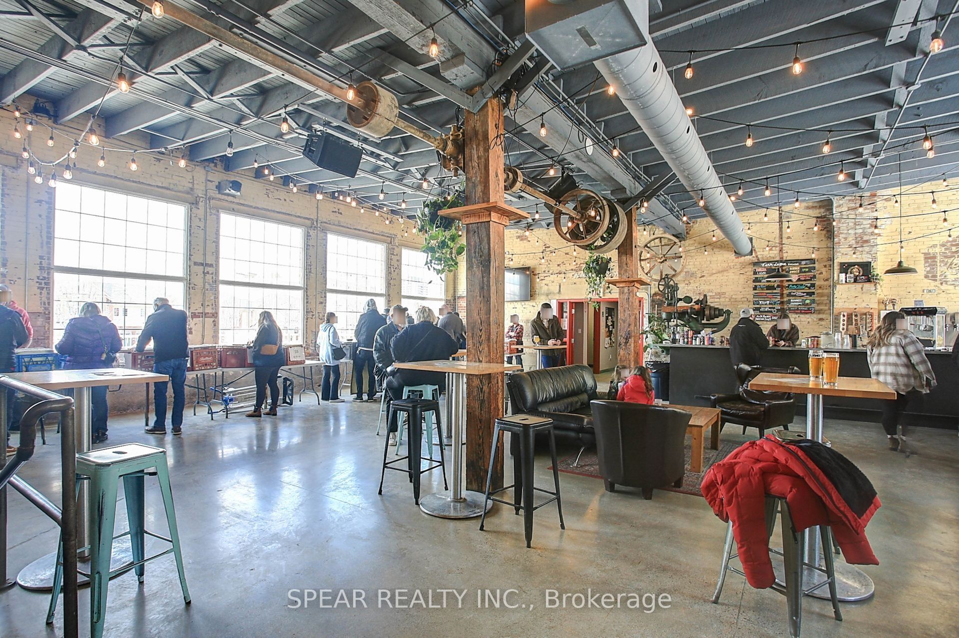 #operating Co - 295 Ainslie Street Property Photo 5