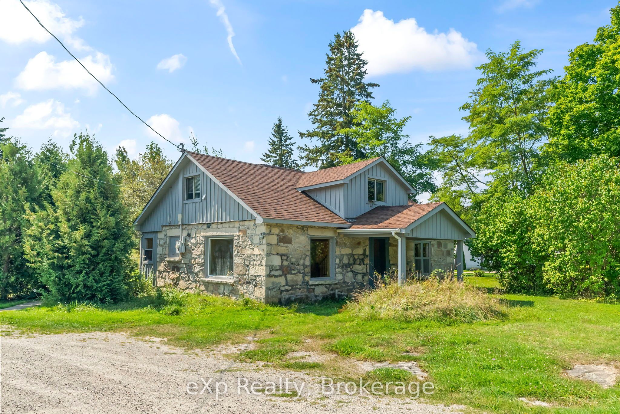 217 Highway 6 Property Photo 3