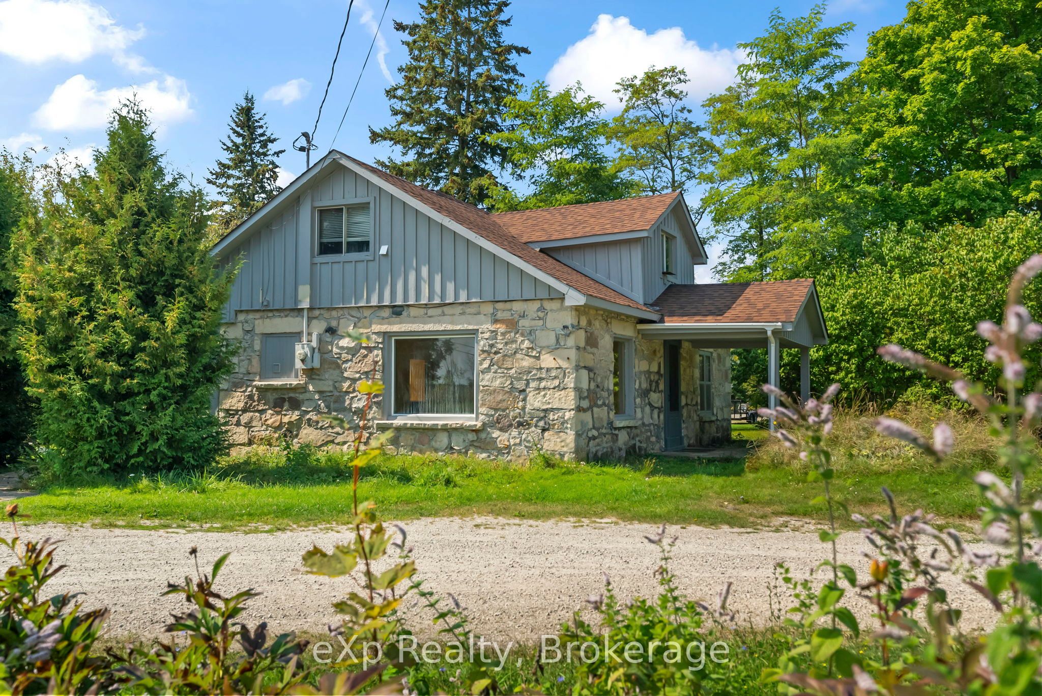 217 Highway 6 Property Photo 10